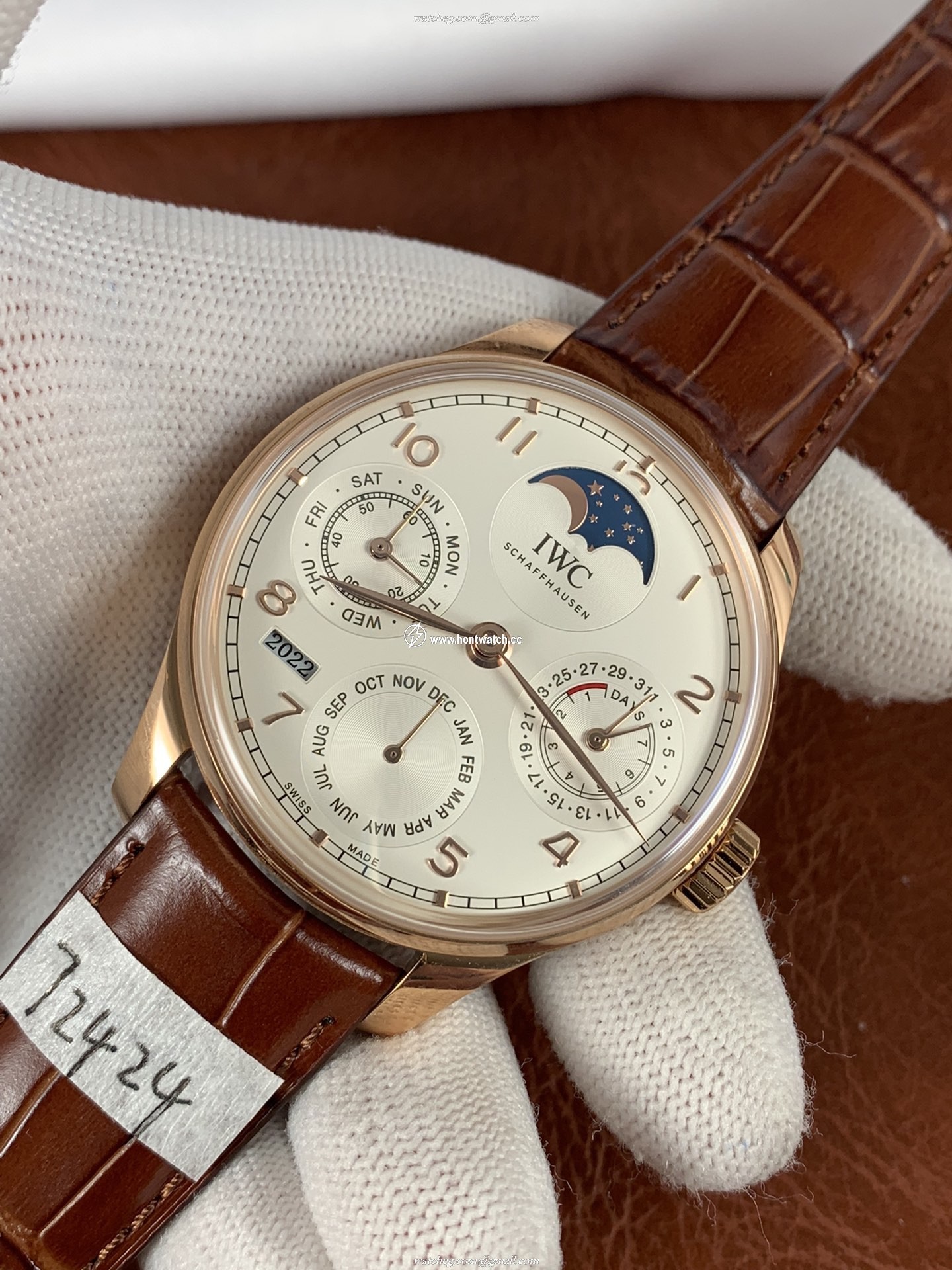 IWC Portugese IWC52610 Automatic Men's Watch - Red Gold - 44mm - Image 2