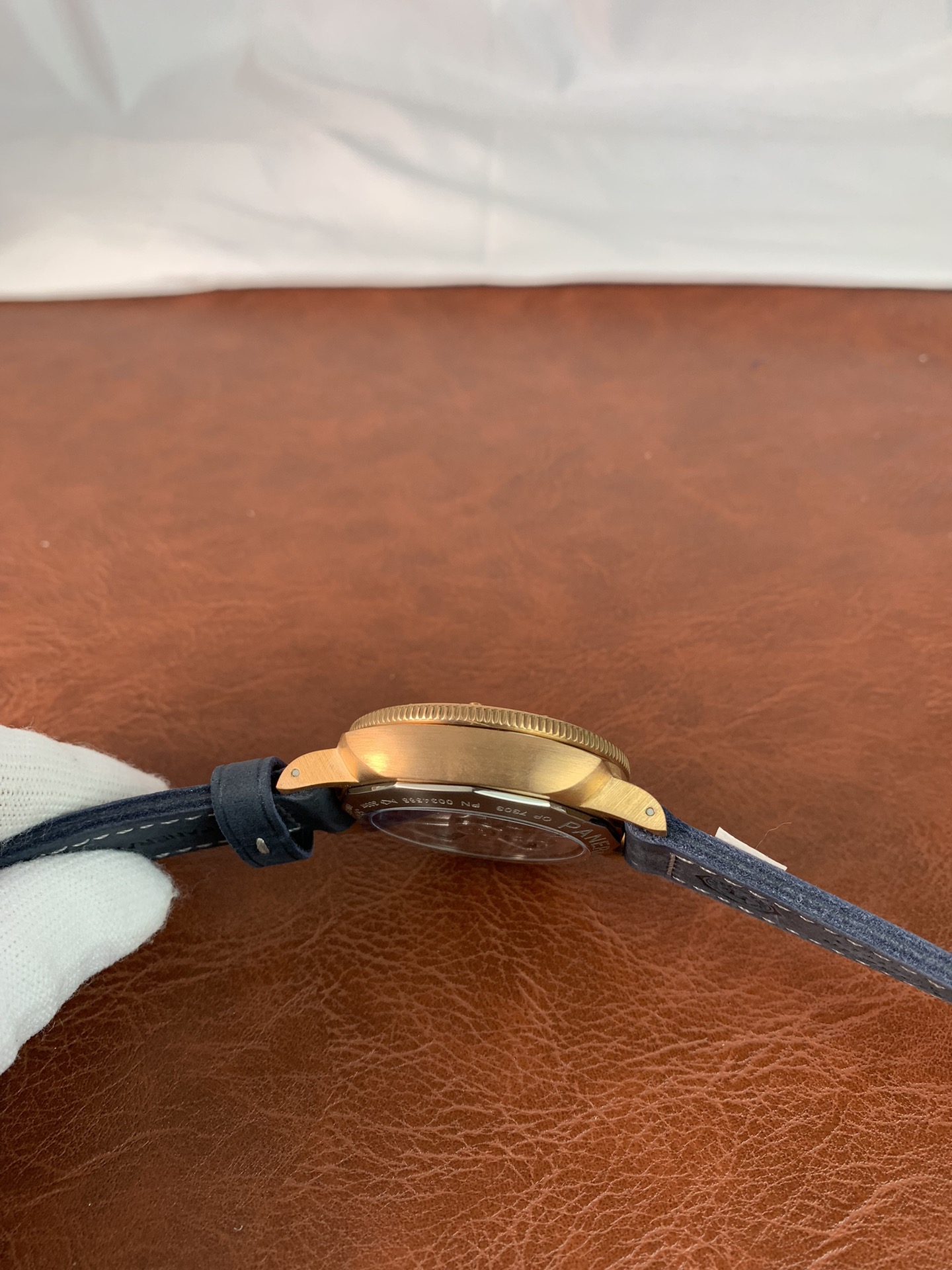 Panerai Luminor PAM01305 Replica Watch - Men's 42mm Swiss P900 Movement - Image 3