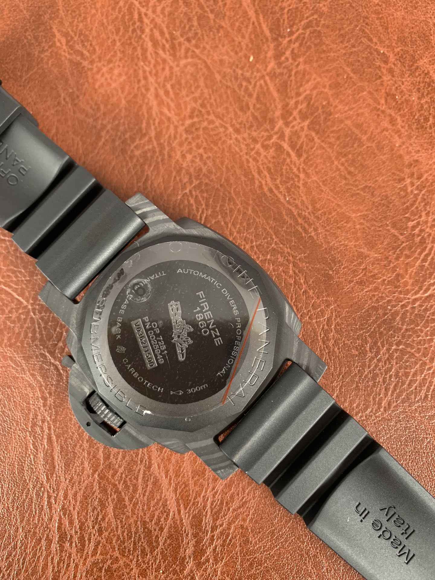 Panerai Luminor PAM960 Replica - Men's 42mm Swiss P.9010 Submersible - Image 3