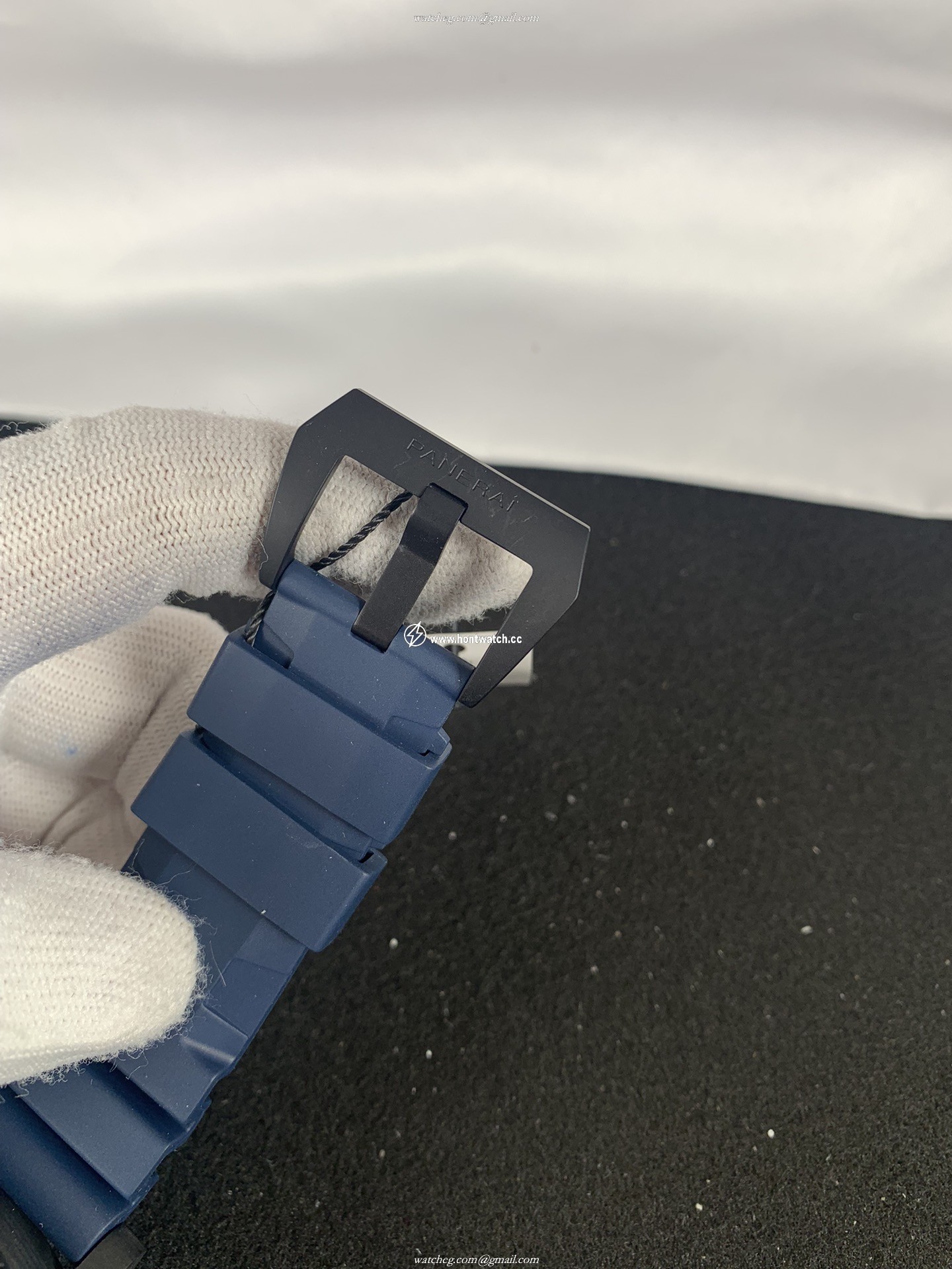 Panerai Luminor PAM01232 Replica Watch - Swiss P.9010 - 44mm Men's Submersible - Image 2