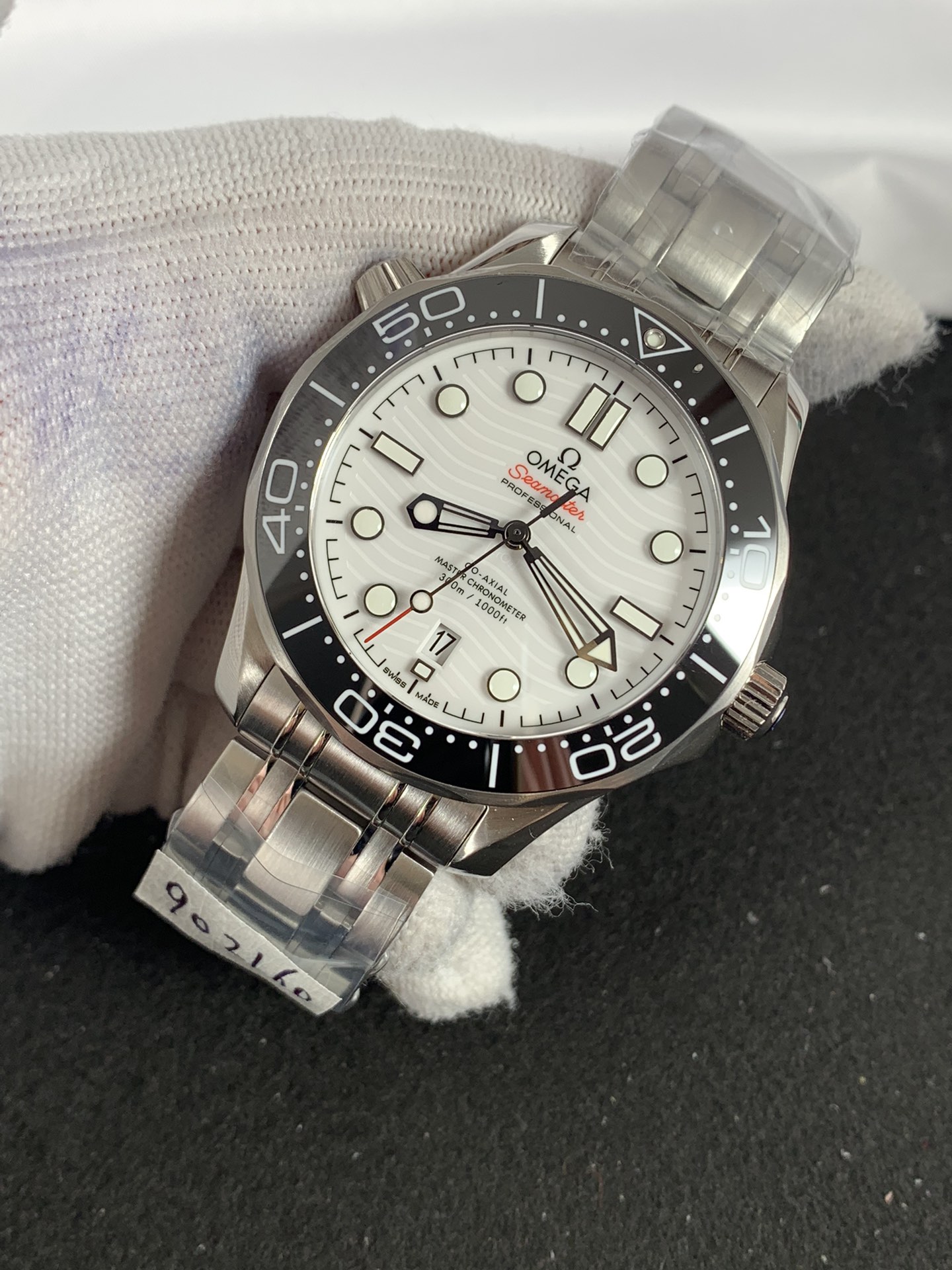Omega Seamaster Diver 210.30.42.20.04.001 Replica - 42mm Men's Watch | Swiss 8800 - Image 3