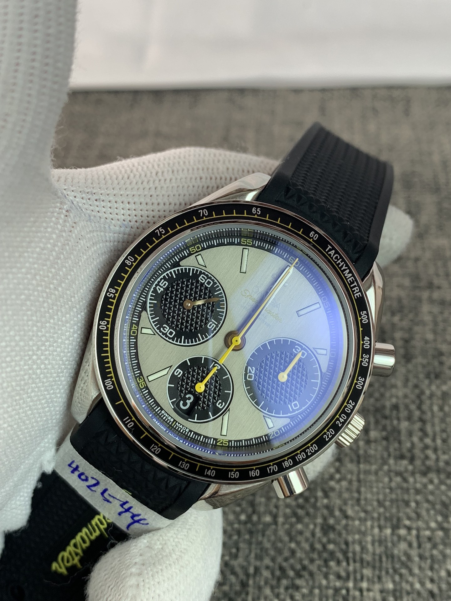 Omega Men Speedmaster 326.32.40.50.01.002 Replica - 40mm Chronograph - Image 3