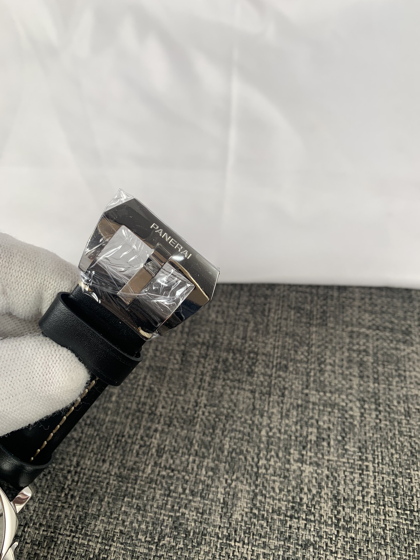 Panerai Luminor Base 8 Giorni PAM00915 Replica - 44mm Men's Watch | Swiss P5010 - Image 3