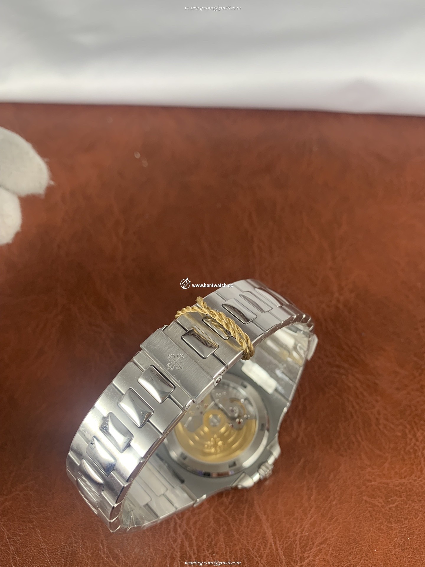 Patek Philippe Nautilus Jumbo Ref.5711 Replica - 40mm Men's Watch | PP324CS - Image 2
