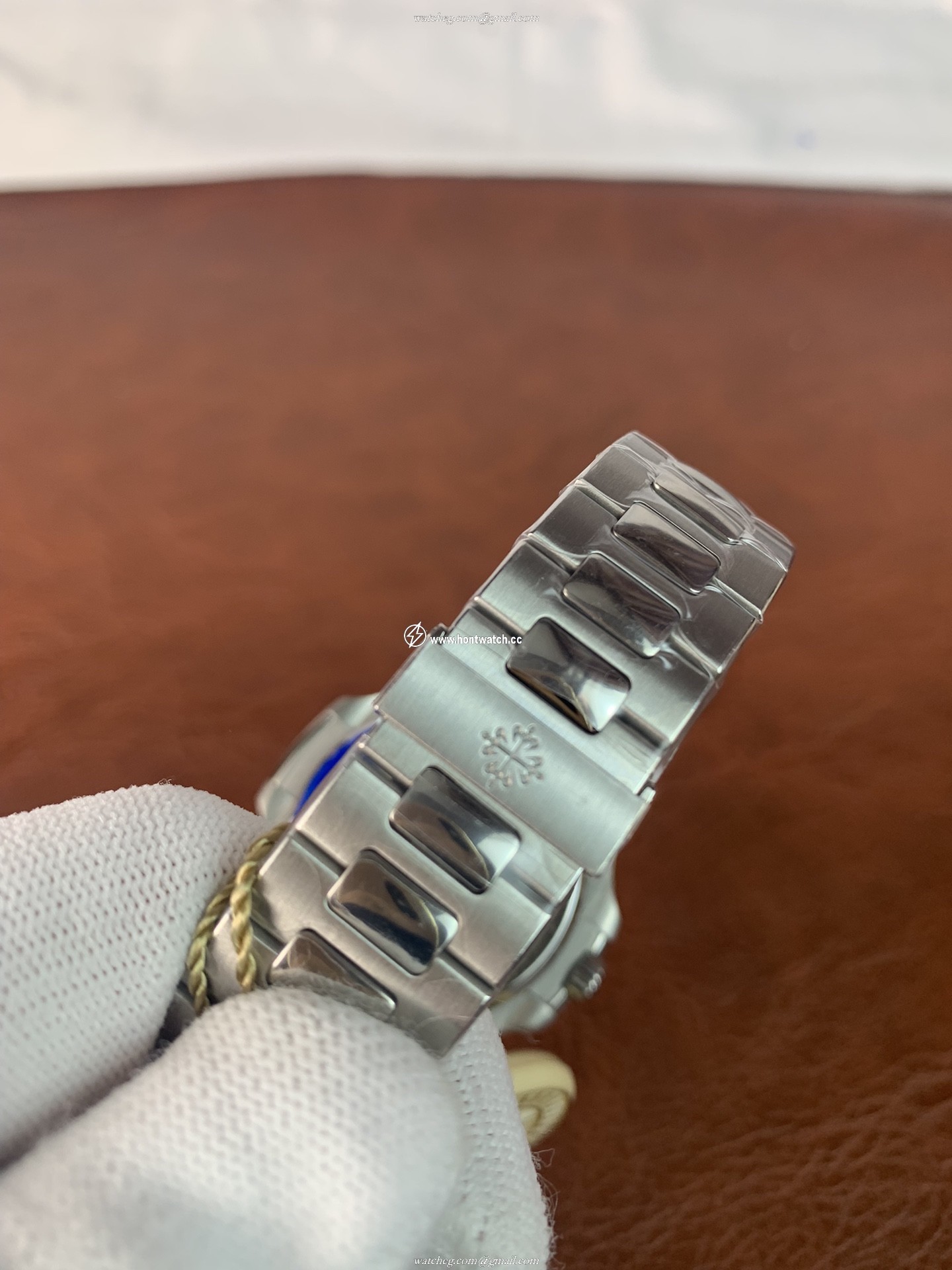Patek Philippe Nautilus Moonphase 5712/1A-001 Replica Watch | 40mm Men's - Image 2