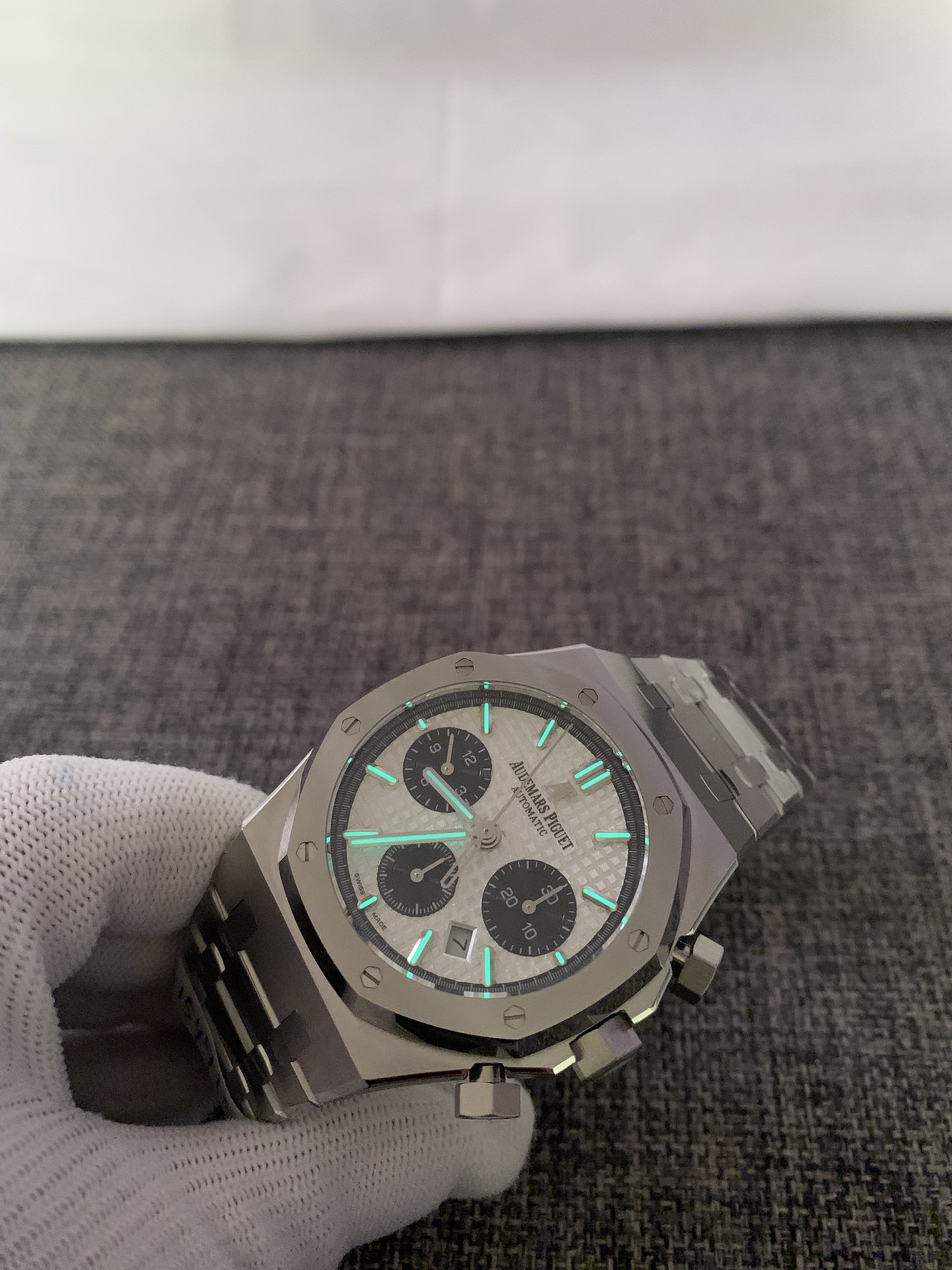 Audemars Piguet Royal Oak Chronograph Replica - 41mm Men's Watch | OM Factory - Image 3