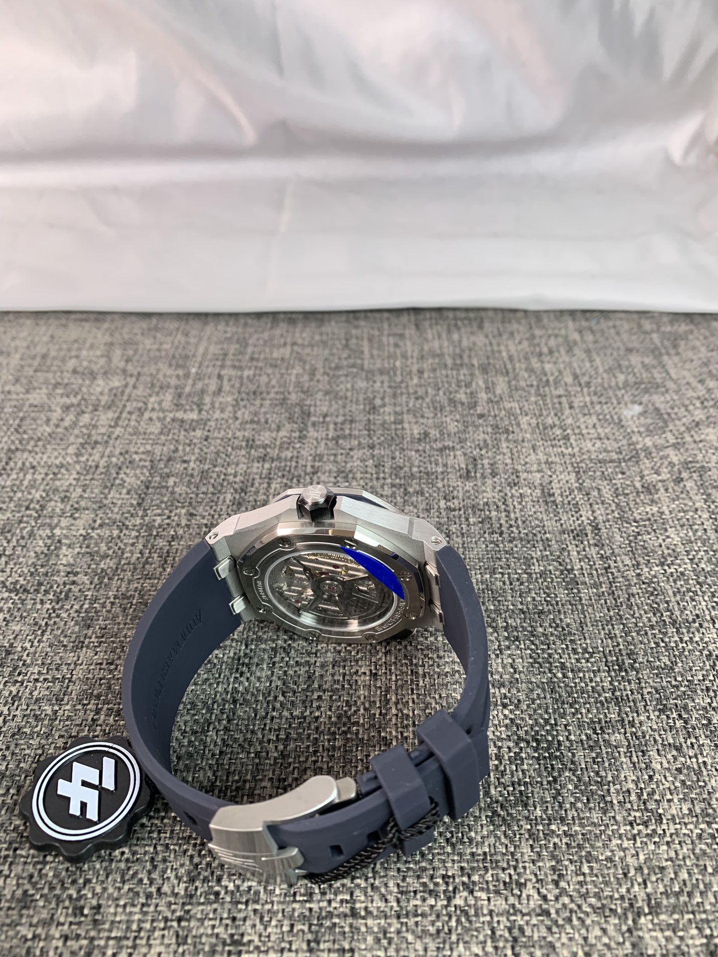 Audemars Piguet Royal Oak Offshore Diver 15720ST Replica - 42mm Swiss AP4308 - Image 3