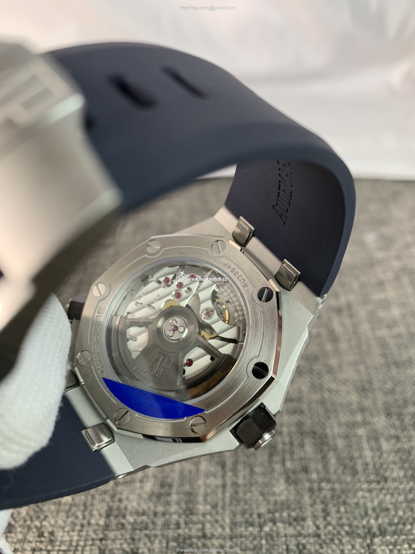 Audemars Piguet Royal Oak Offshore Diver 15720ST Replica - 42mm Swiss AP4308 - Image 2