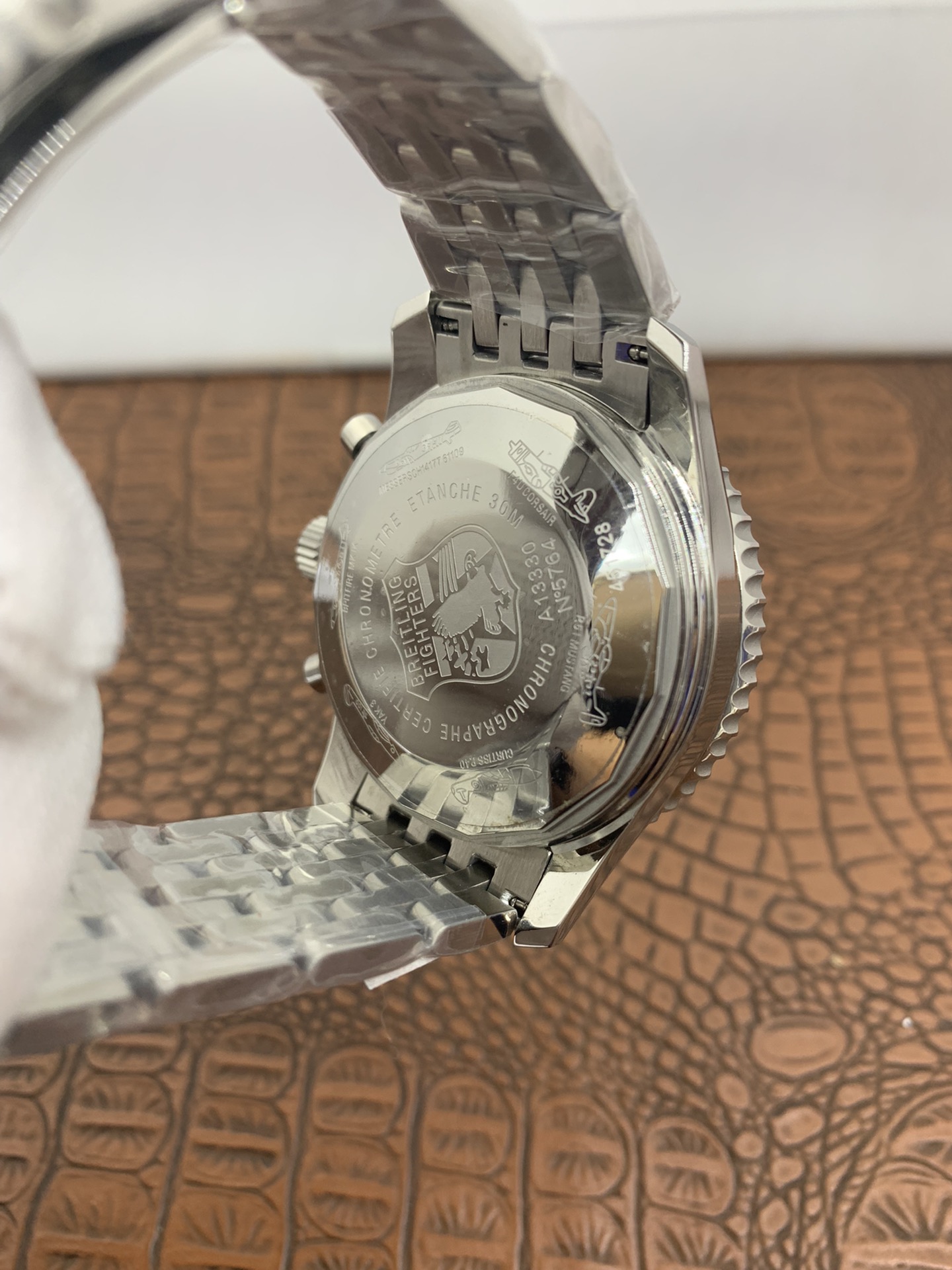 Breitling Navitimer A13322 Replica Watch for Men | Valjoux 7750 | 41mm - Image 3