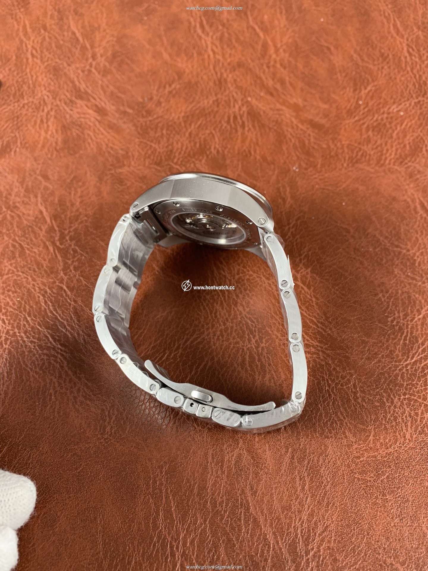 Cartier Calibre de Cartier W7100016 Replica Watch for Women | 42mm - Image 2