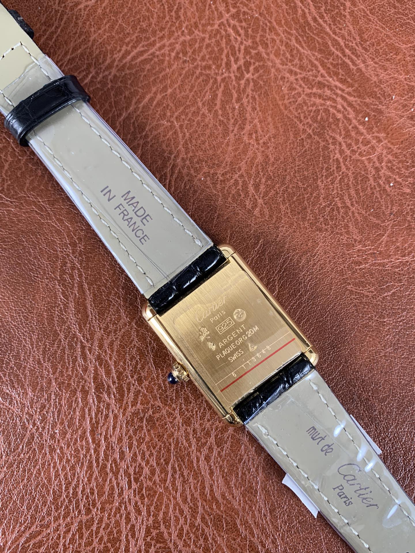 Cartier Tank Replica Watch for Men - Quartz Movement | 24.5 mm Case - Image 4