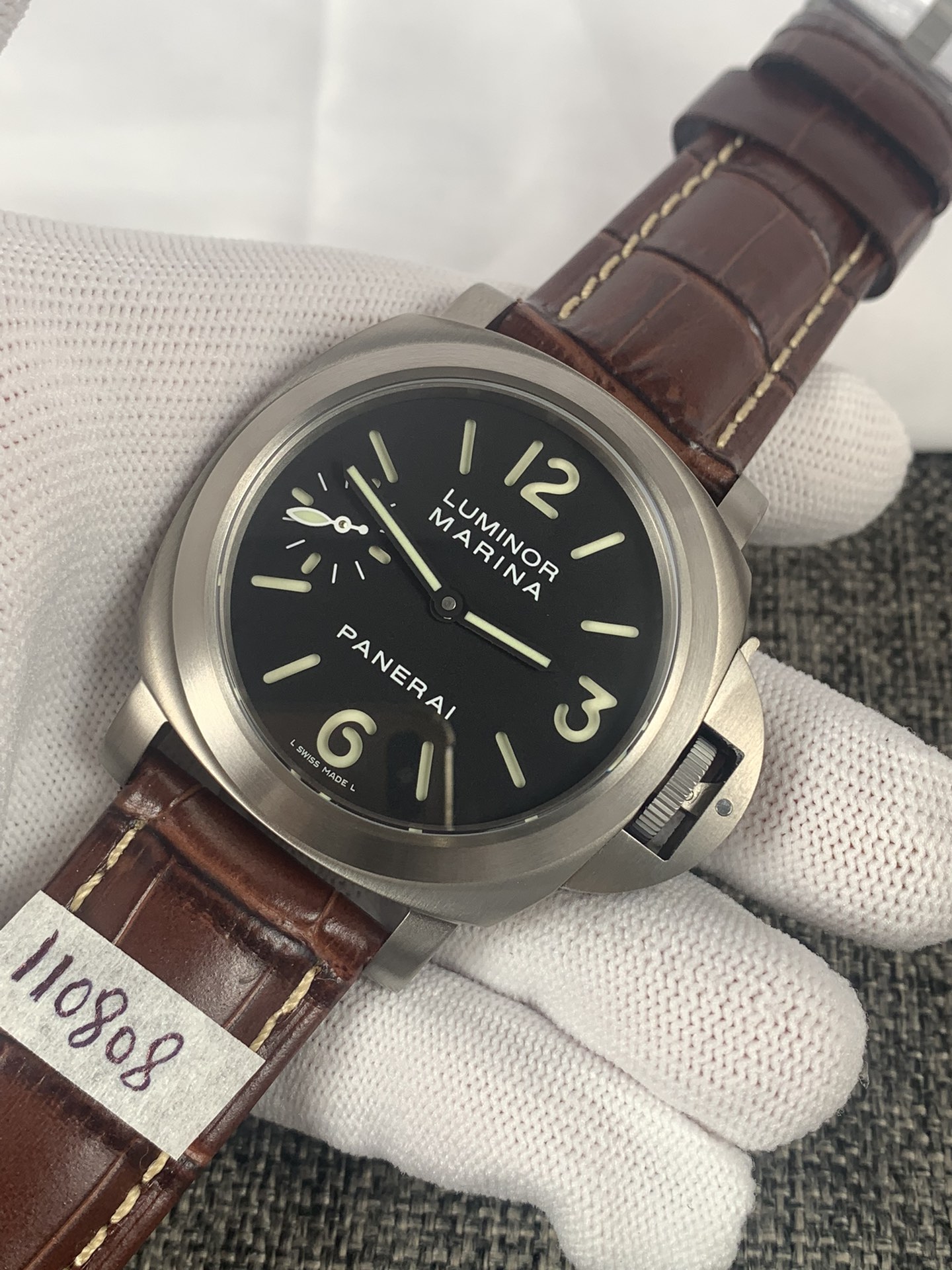 Panerai Luminor PAM00177 Replica Watch for Men - 44mm Swiss P9010 - Image 4