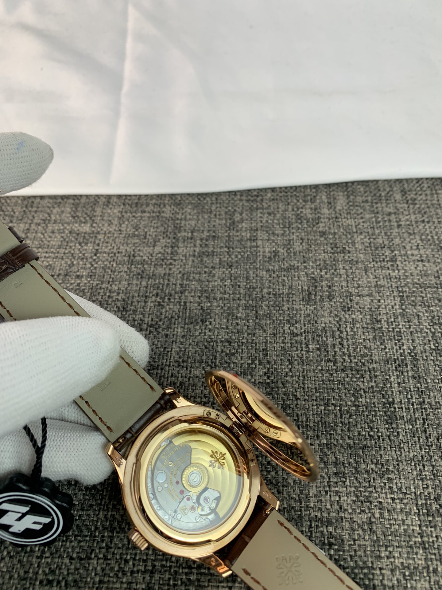 Patek Philippe Calatrava 5227J-001 Replica - Men's 39mm Watch | PP324CS - Image 4