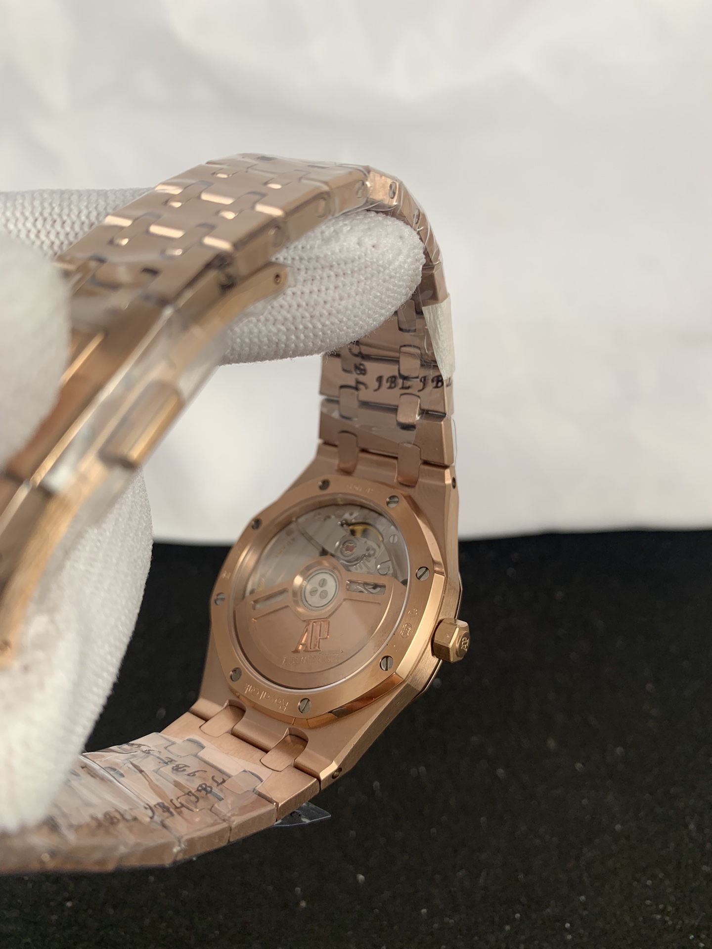 Audemars Piguet Royal Oak Replica Watch | 34mm Men's | Calibre5800 - Image 4