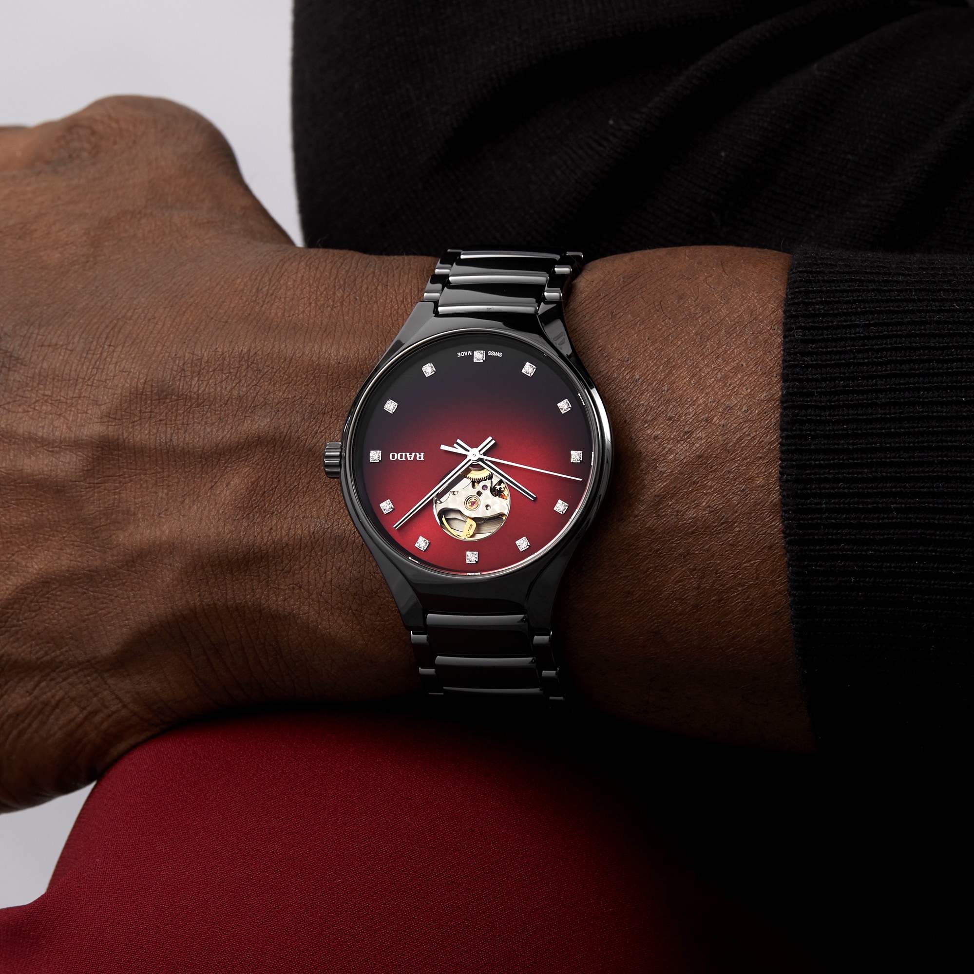 Rado True R27107742 Automatic Ceramic Red Dial Watch | 40mm Diamond Markers - Image 4