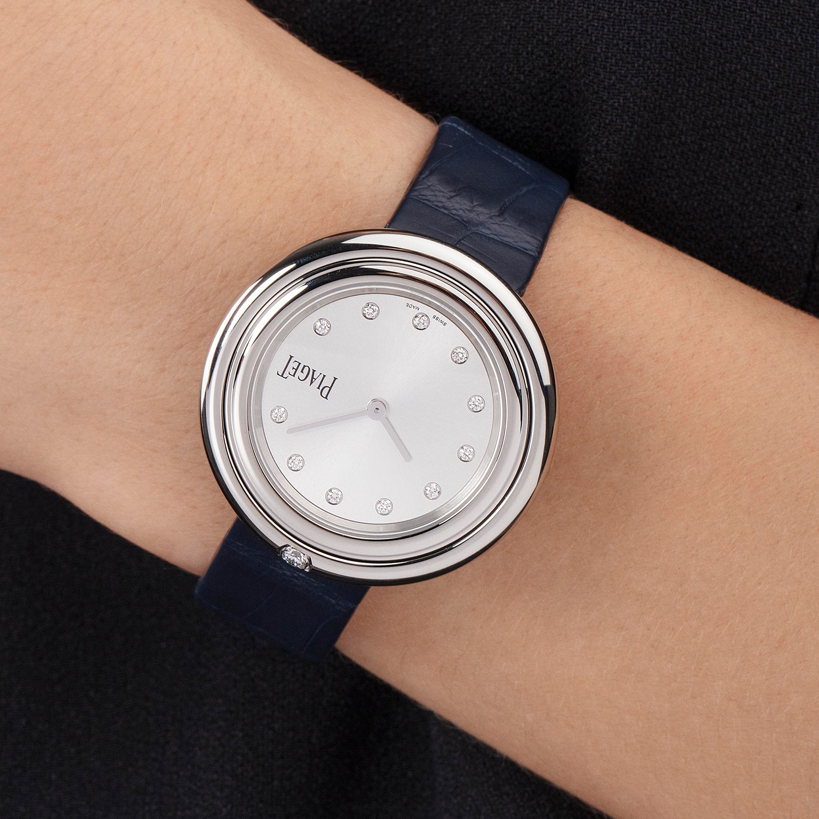 Piaget Possession G0A43090 - 34mm Stainless Steel Quartz Watch - Silver Dial - Image 3