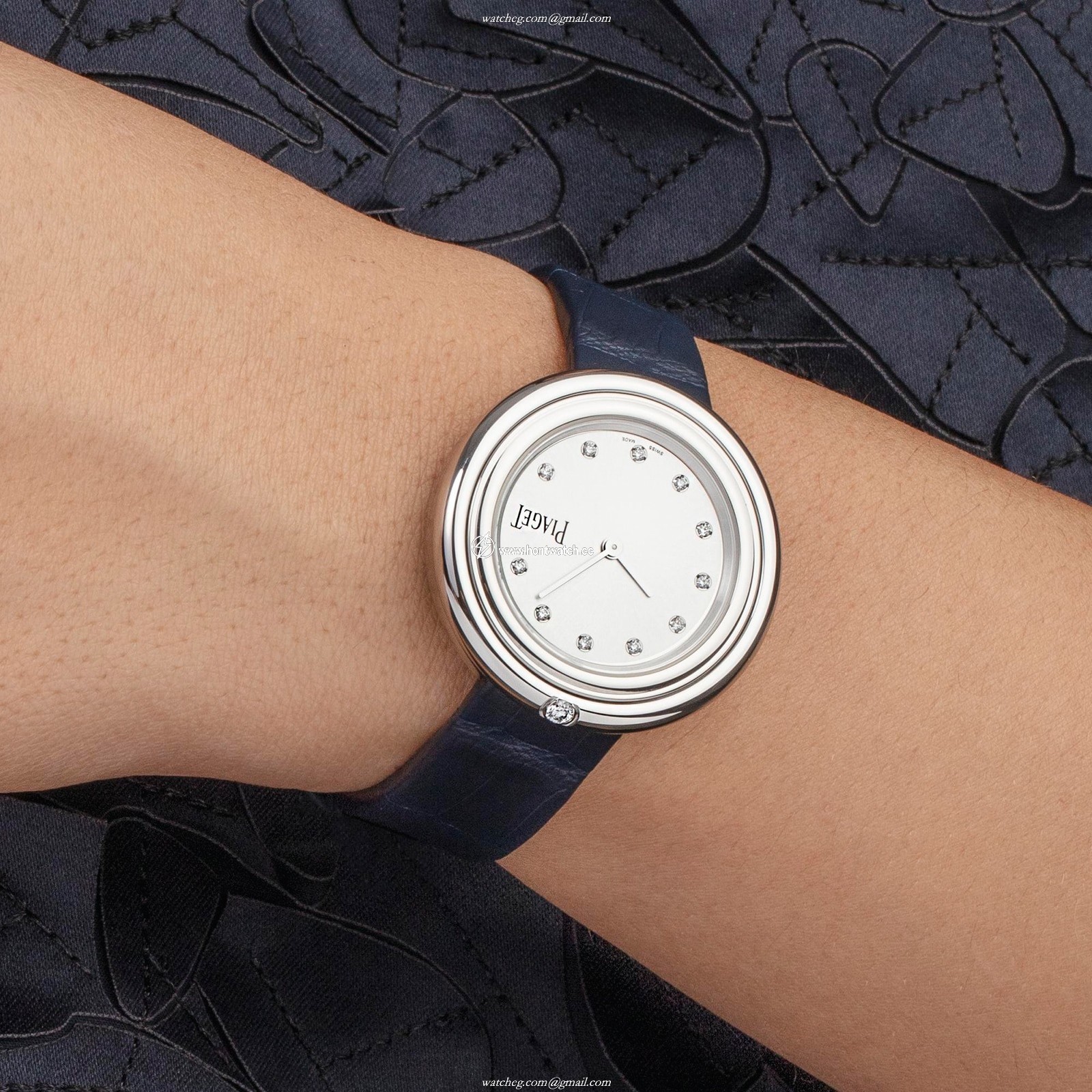 Piaget Possession G0A43080 | 29mm Stainless Steel Quartz Watch - Silver Dial - Image 2