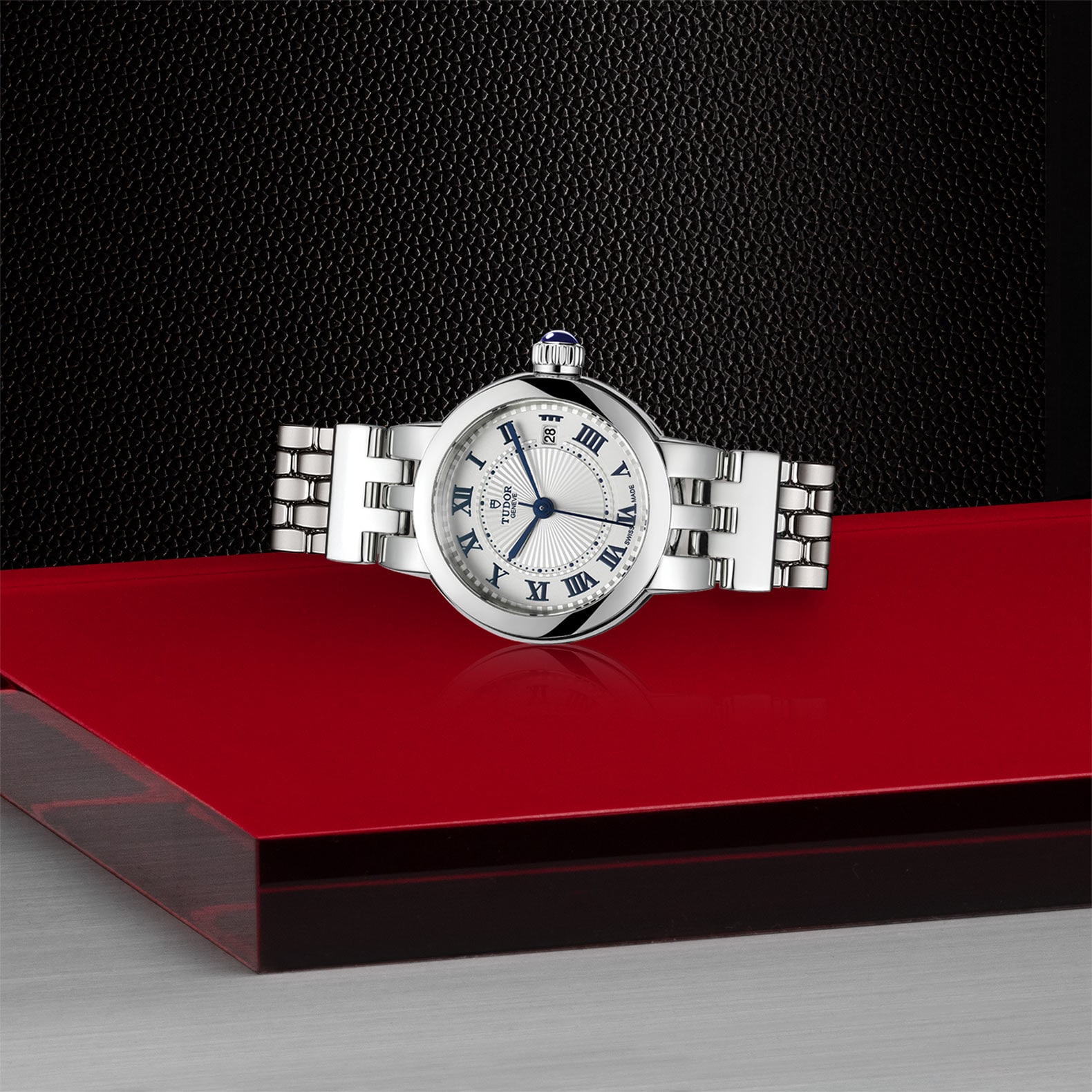 Tudor Clair de Rose M35200-0001 | 26mm Automatic Watch | White Dial & Steel Bracelet - Image 3
