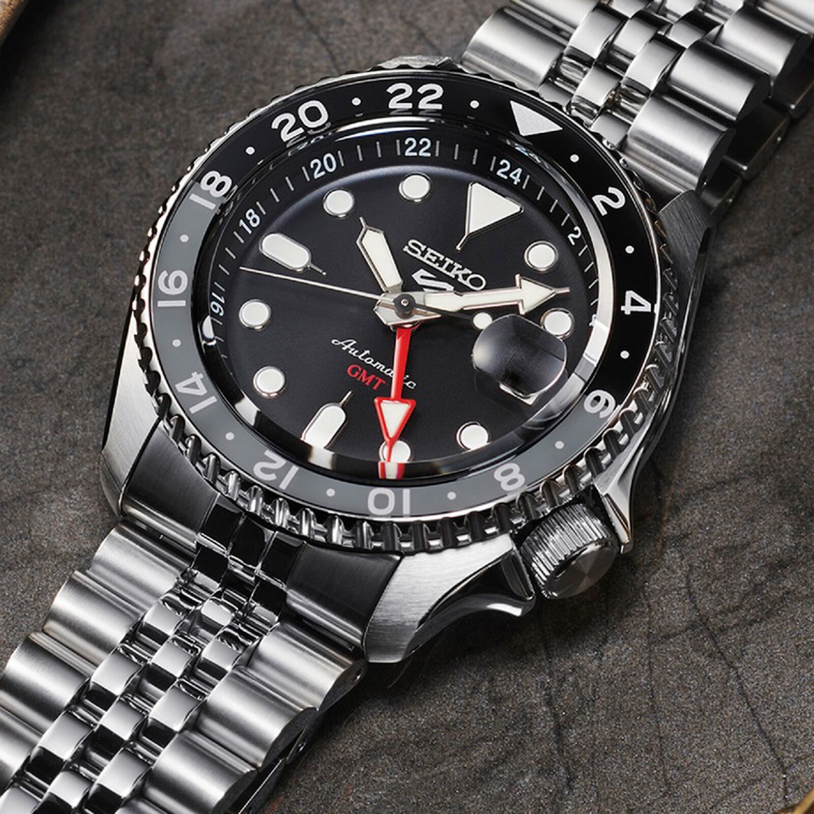 Seiko 5 Sports SSK001K1 Automatic GMT Watch - Black Dial - Stainless Steel - Image 4