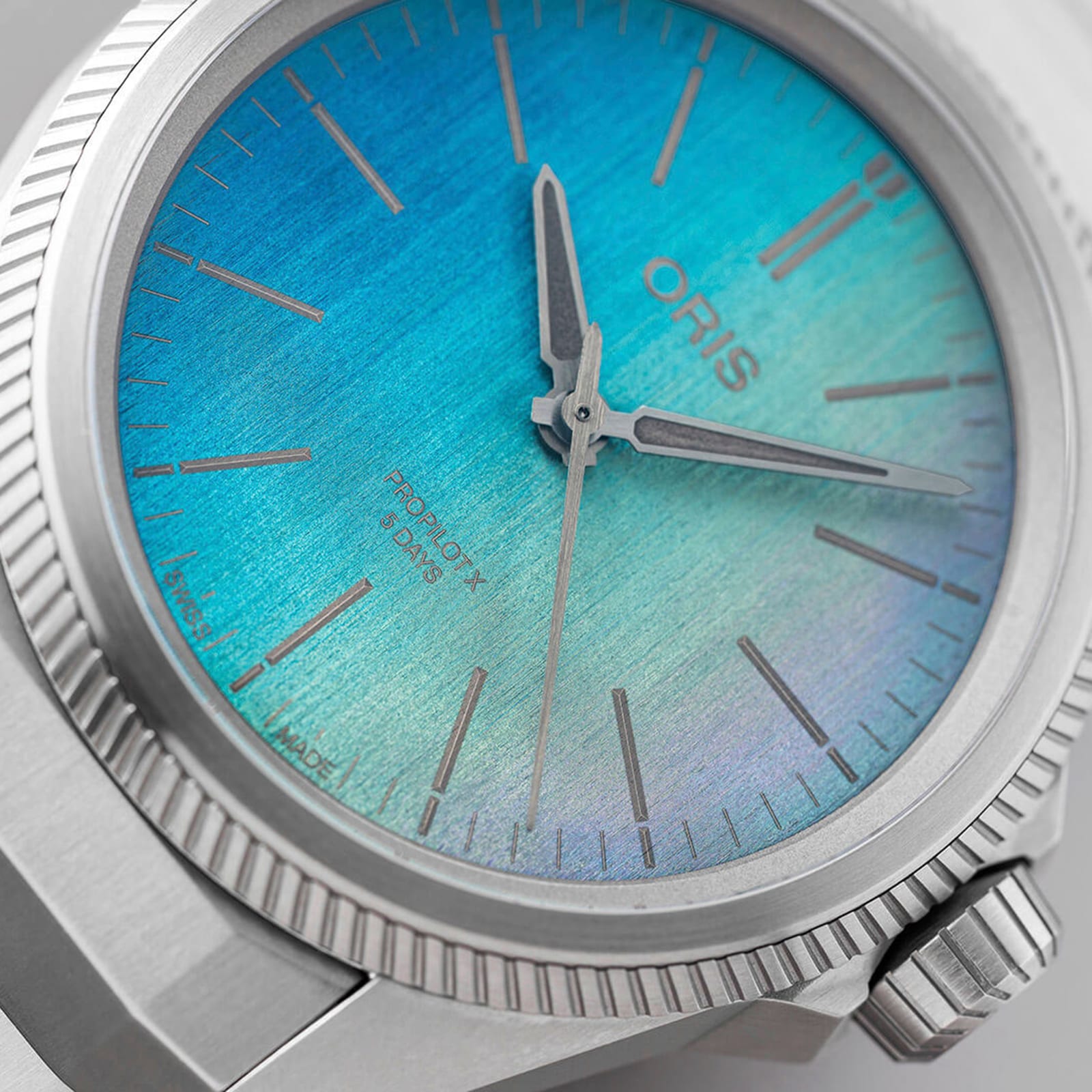 Oris Pro Pilot X Calibre 400 Titanium Automatic Blue Watch - 39mm - Image 3