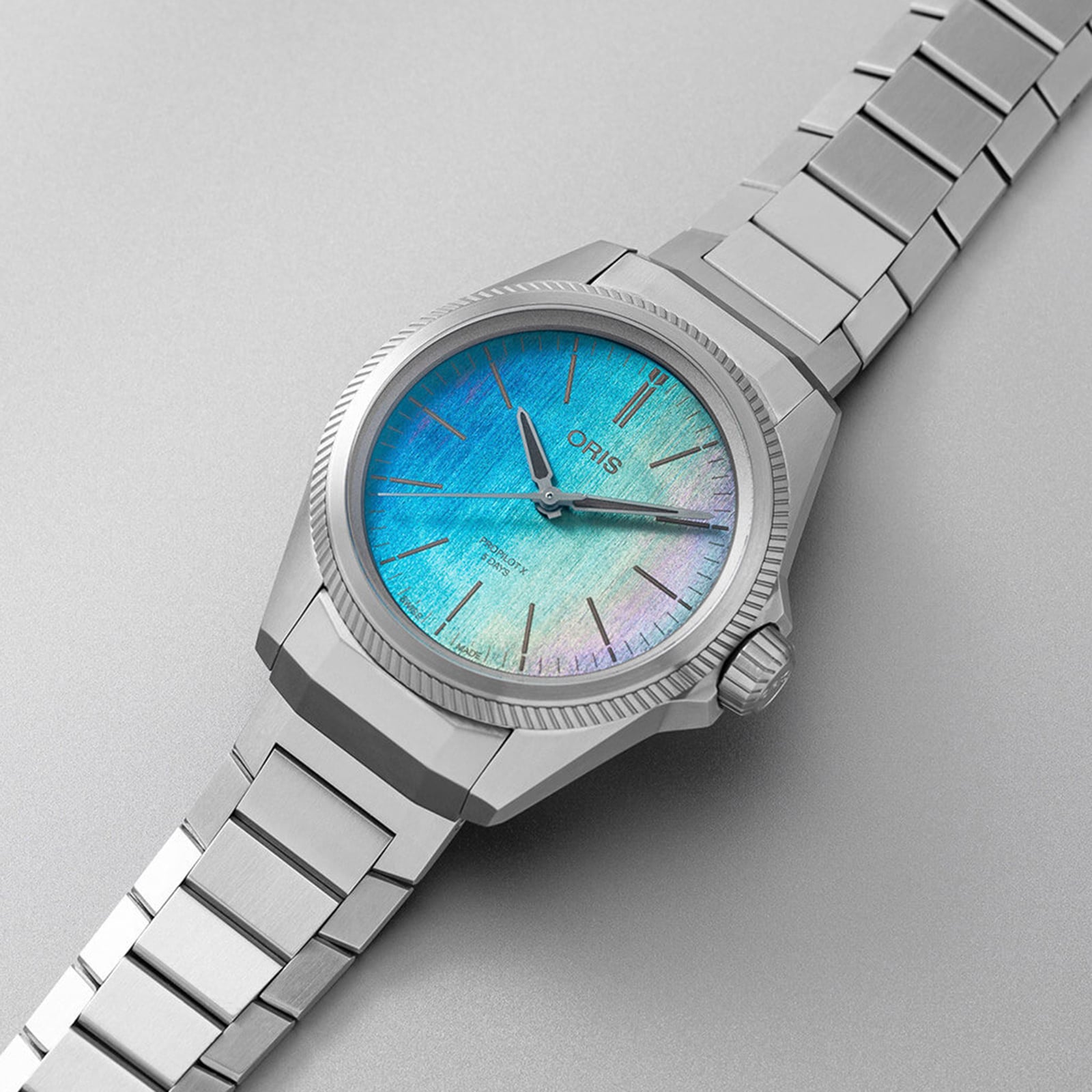 Oris Pro Pilot X Calibre 400 Titanium Automatic Blue Watch - 39mm - Image 4