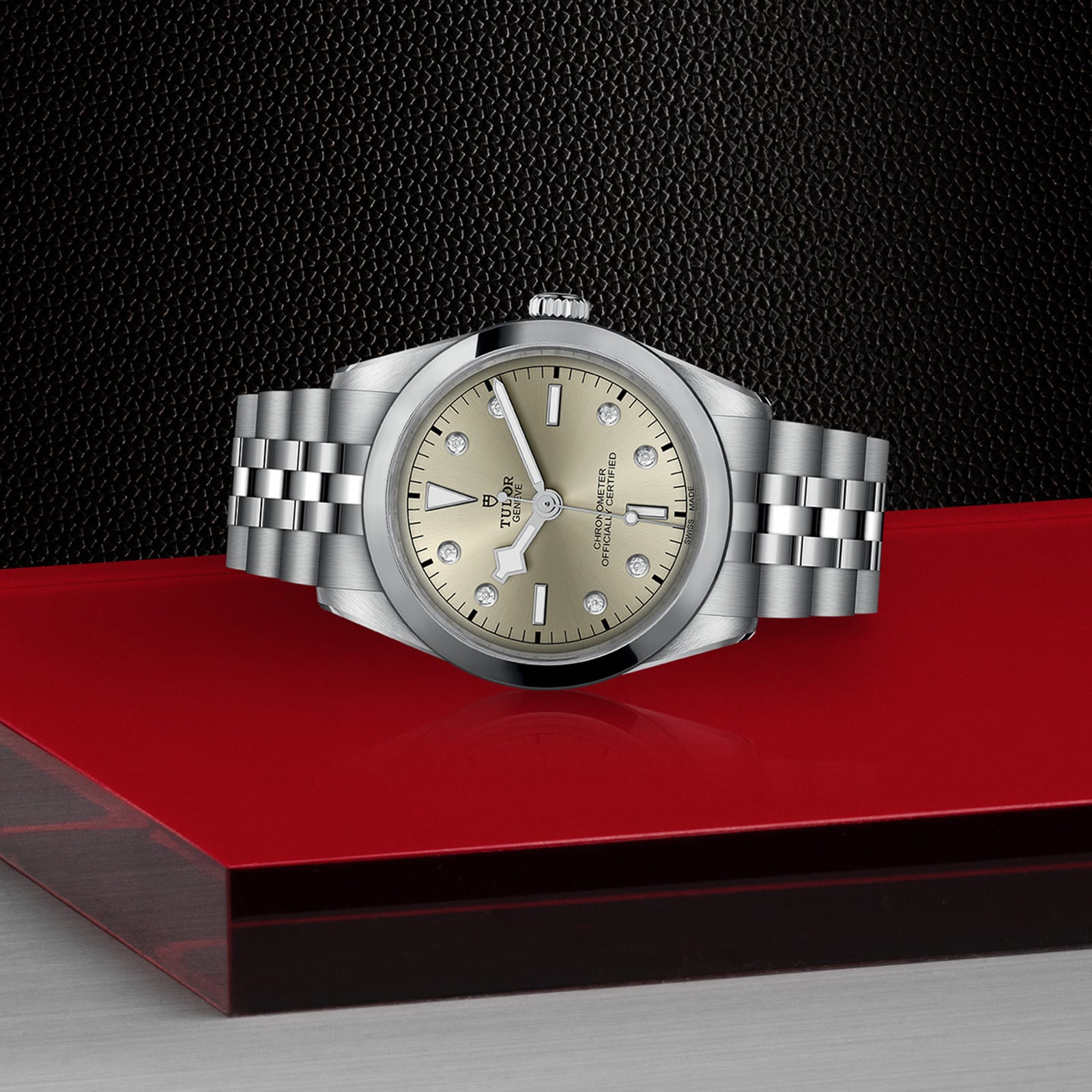 Tudor Black Bay 36mm Automatic Champagne Dial - Stainless Steel Watch - Image 3
