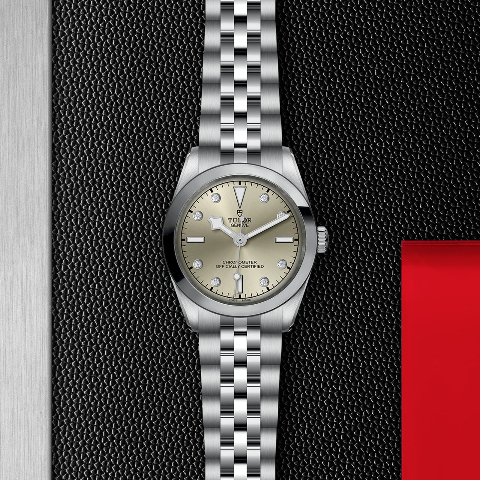 Tudor Black Bay M79600-0006 | 31mm Champagne Dial | Automatic Watch - Image 4