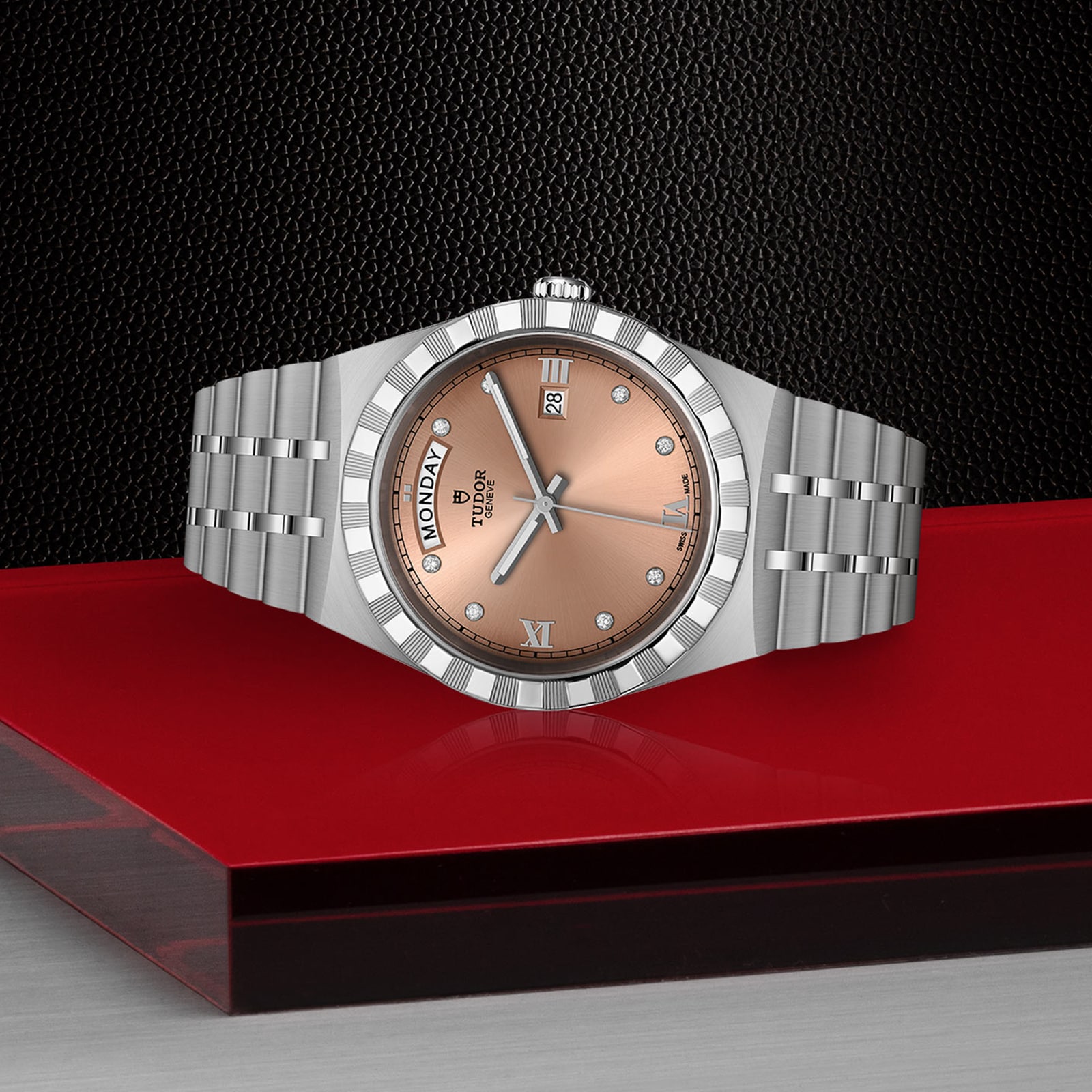Tudor Royal M28600-0011 Automatic Watch - 41mm Stainless Steel Pink Dial - Image 3