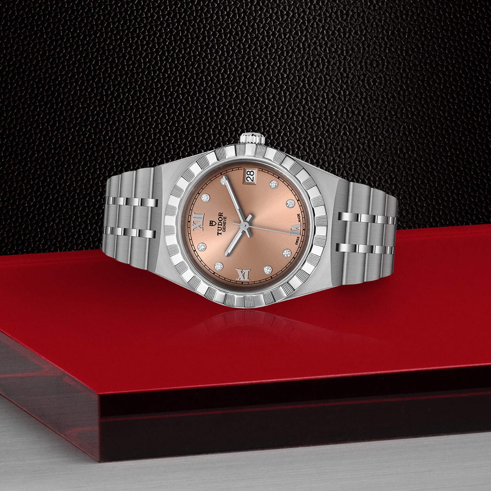 Tudor Royal M28400-0011 - 34mm Pink Dial - Automatic Watch - Image 3