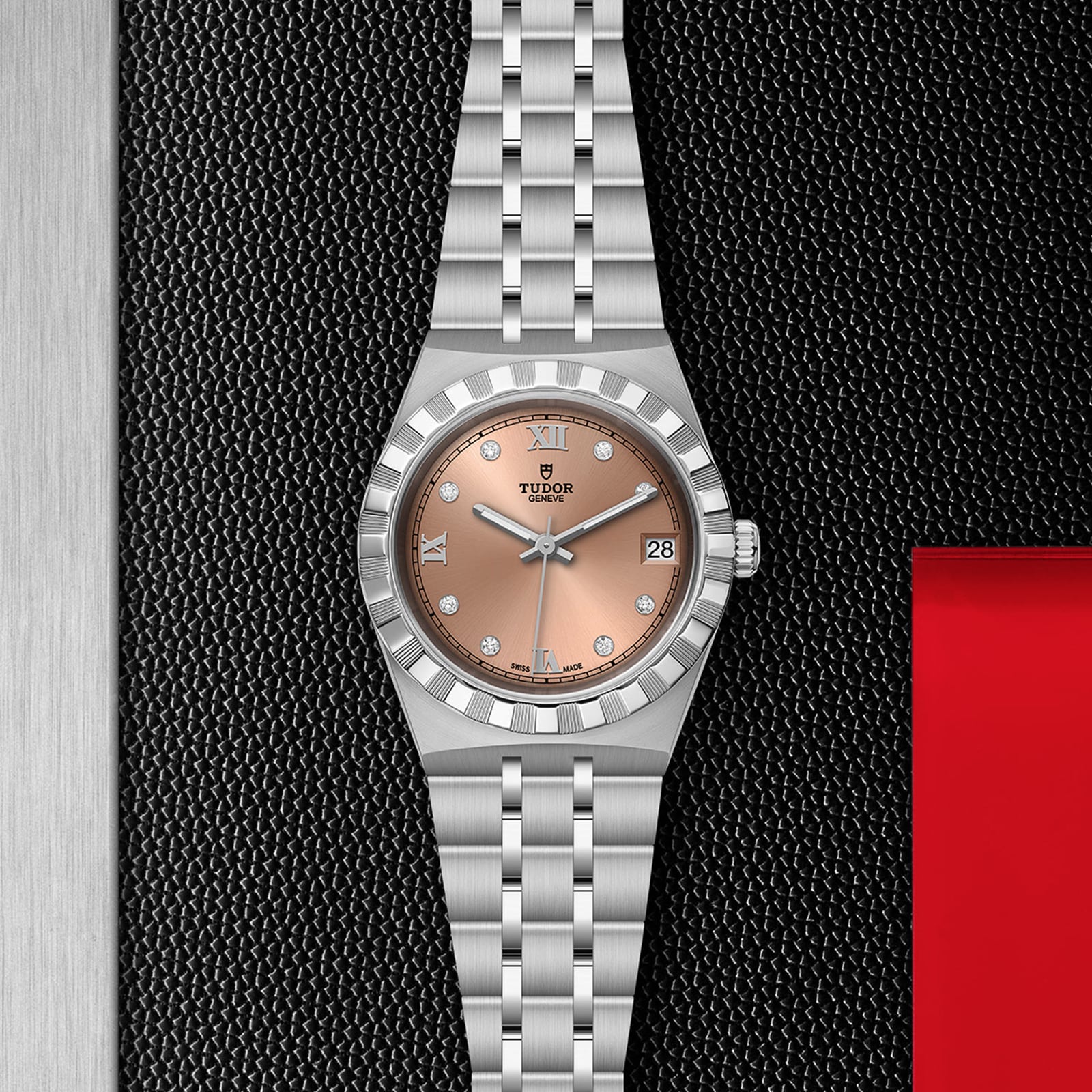 Tudor Royal M28400-0011 - 34mm Pink Dial - Automatic Watch - Image 4