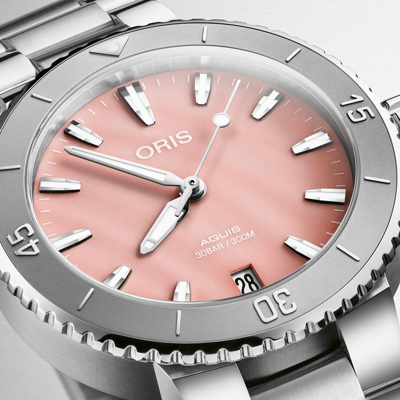 Oris Aquis Automatic Pink Dial - Stainless Steel - 36.5mm - 300M Water Resistant - Image 3