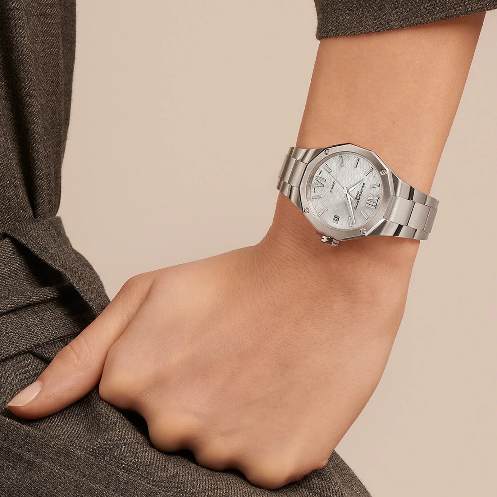 Baume & Mercier Riviera BM0A10676 | 33mm Silver Dial Automatic Watch - Image 4