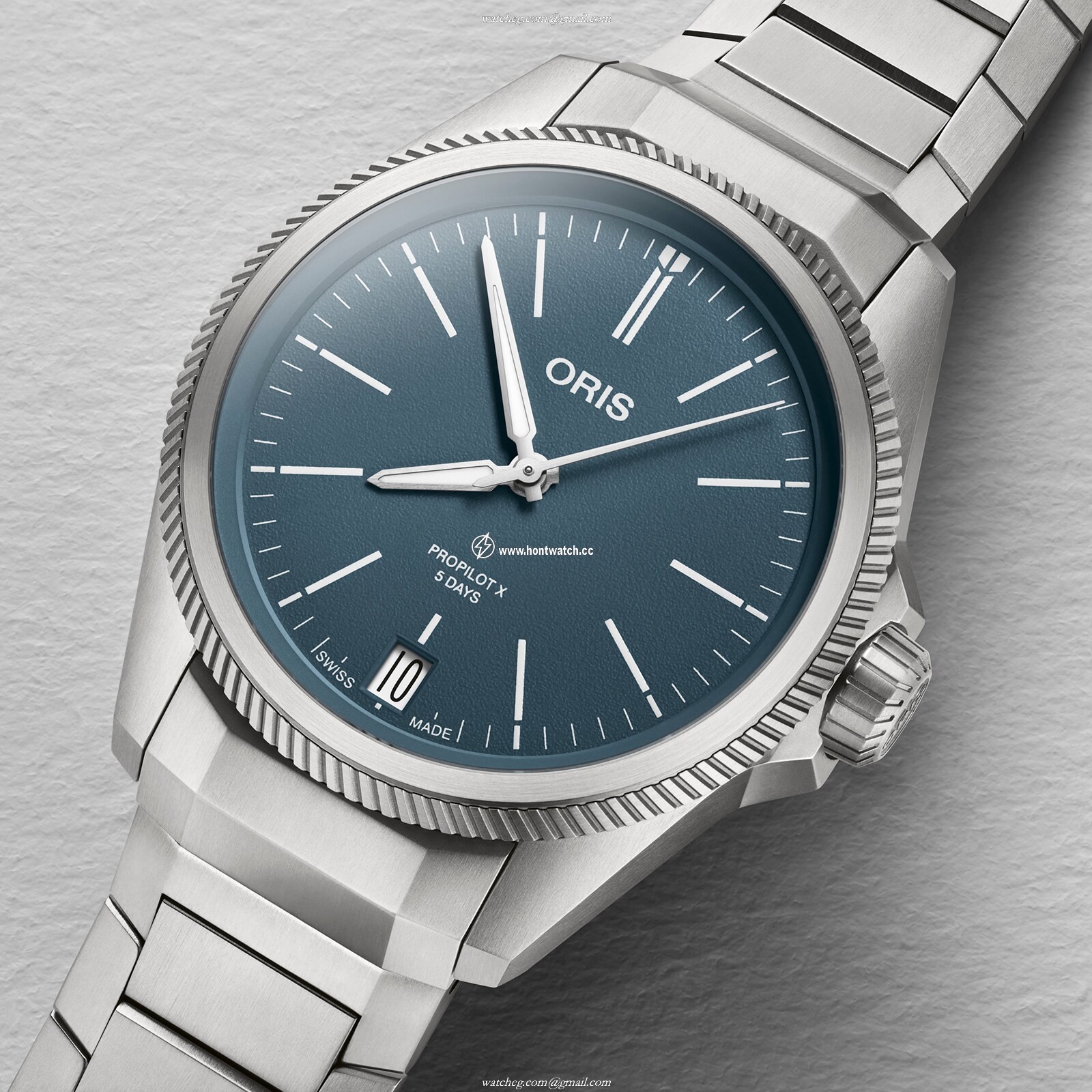 Oris Big Crown ProPilot X Calibre 400 | 39mm Titanium Automatic Blue Watch - Image 2