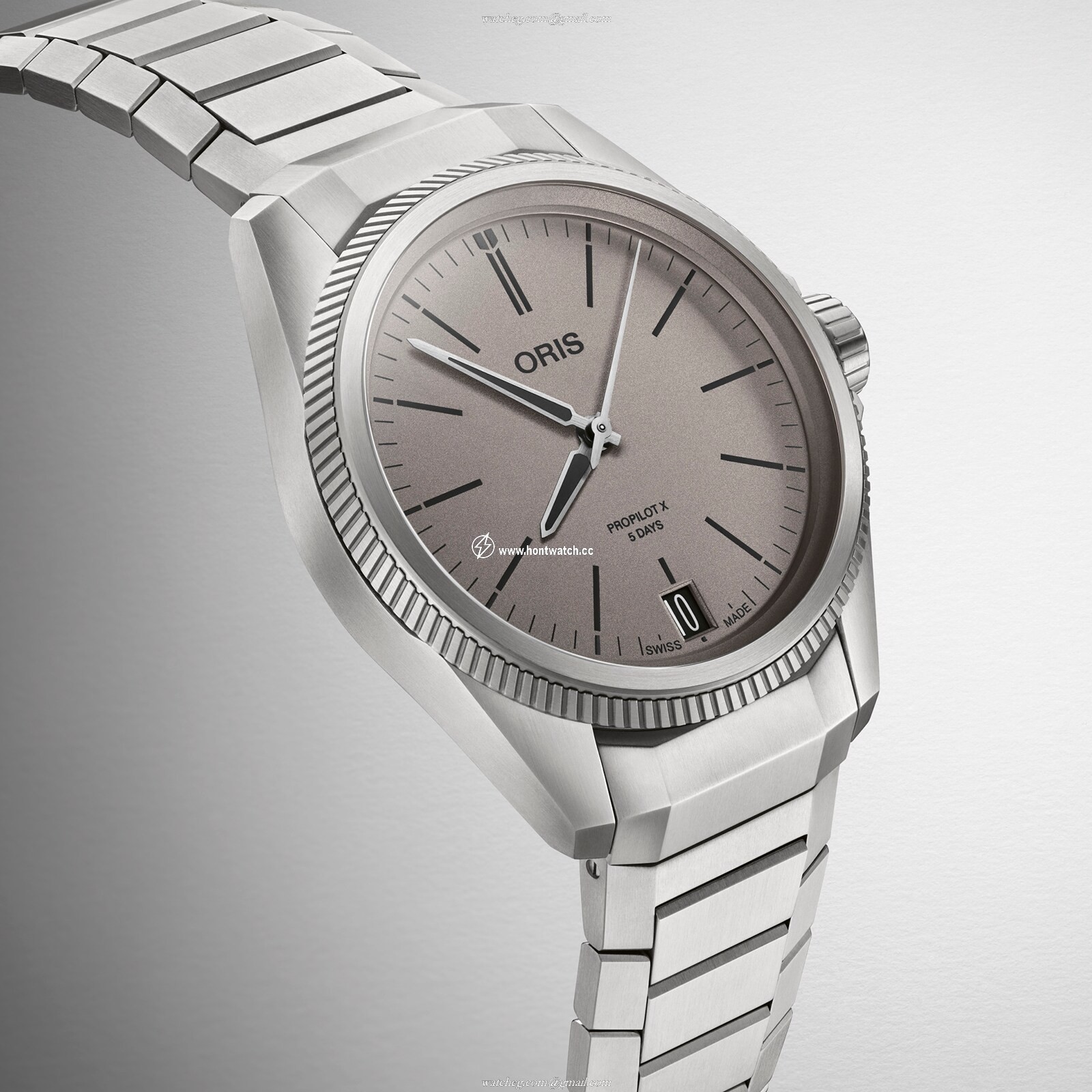 Oris Big Crown ProPilot X Calibre 400 | 39mm Titanium Automatic Grey Watch - Image 2