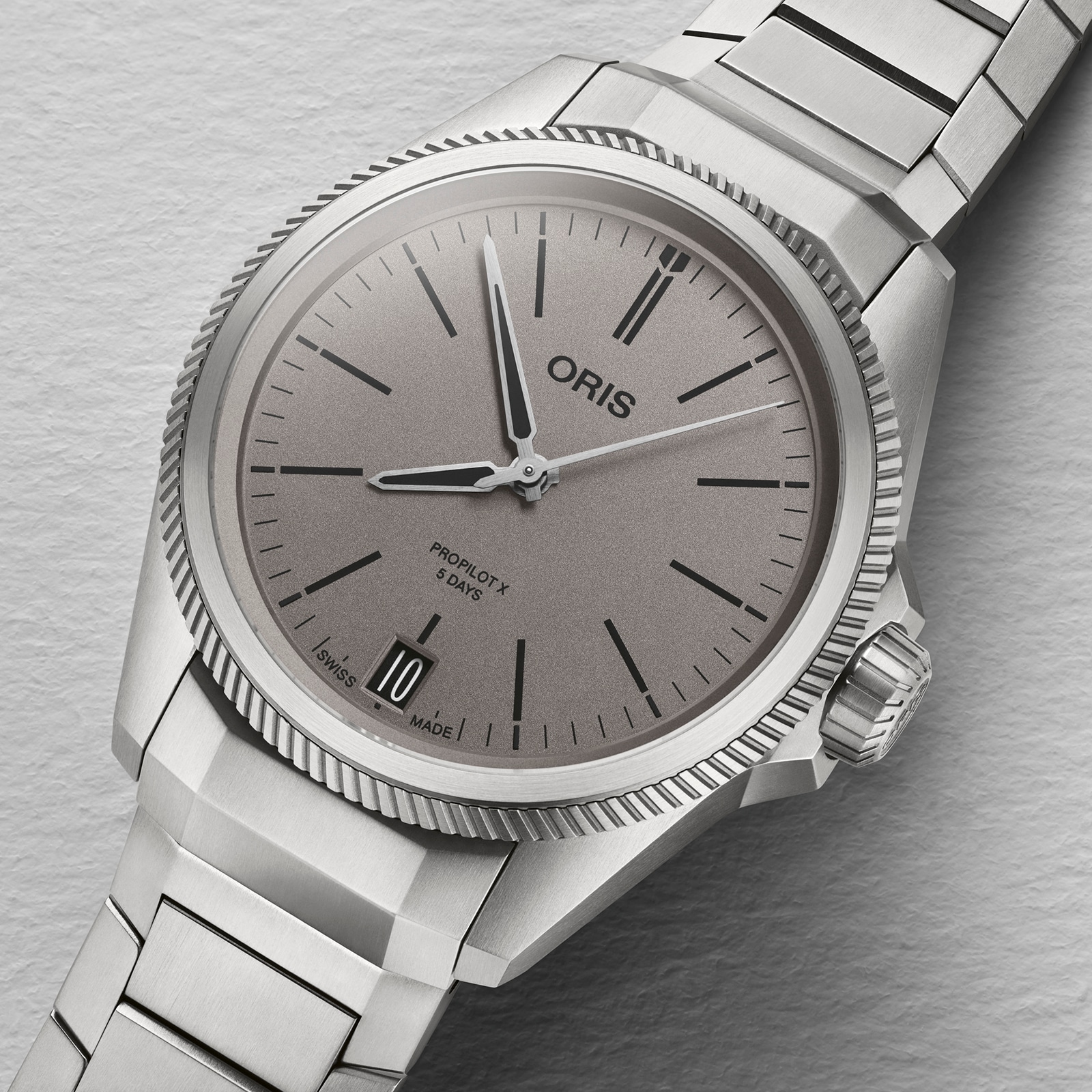 Oris Big Crown ProPilot X Calibre 400 | 39mm Titanium Automatic Grey Watch - Image 3
