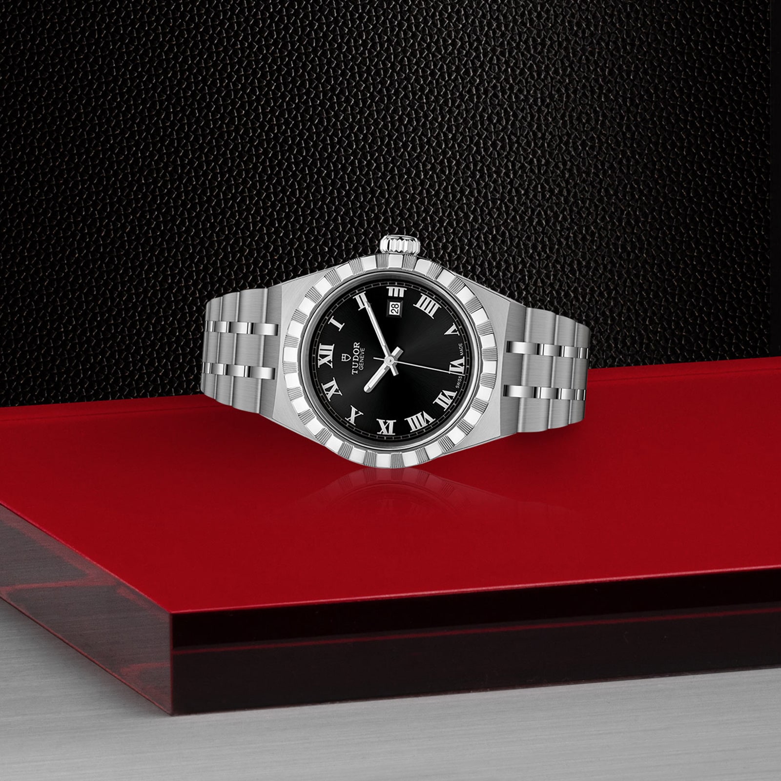 Tudor Royal M28300-0003 Automatic Watch - 28mm Black Dial | Stainless Steel - Image 3