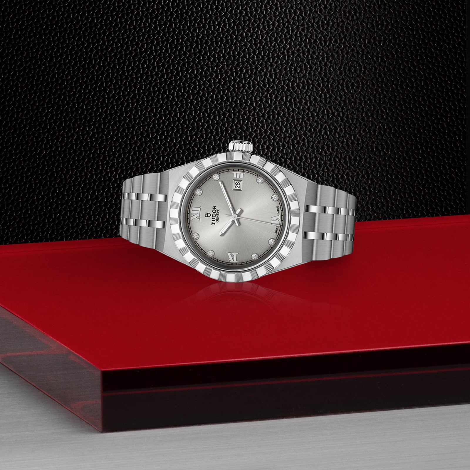 Tudor Royal M28300-0002 Automatic Watch | 28mm Silver Dial | Stainless Steel - Image 3