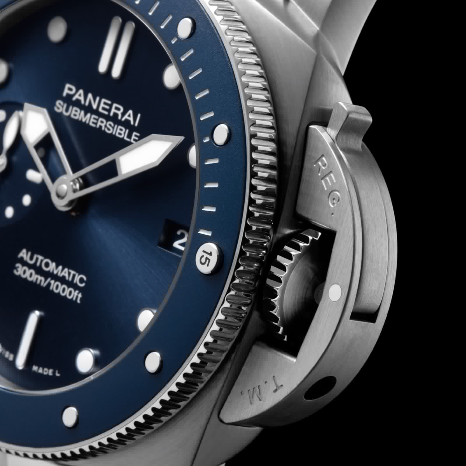 Panerai Submersible PAM01068 - 42mm Blue Automatic Watch - 300M Water Resistant - Image 4