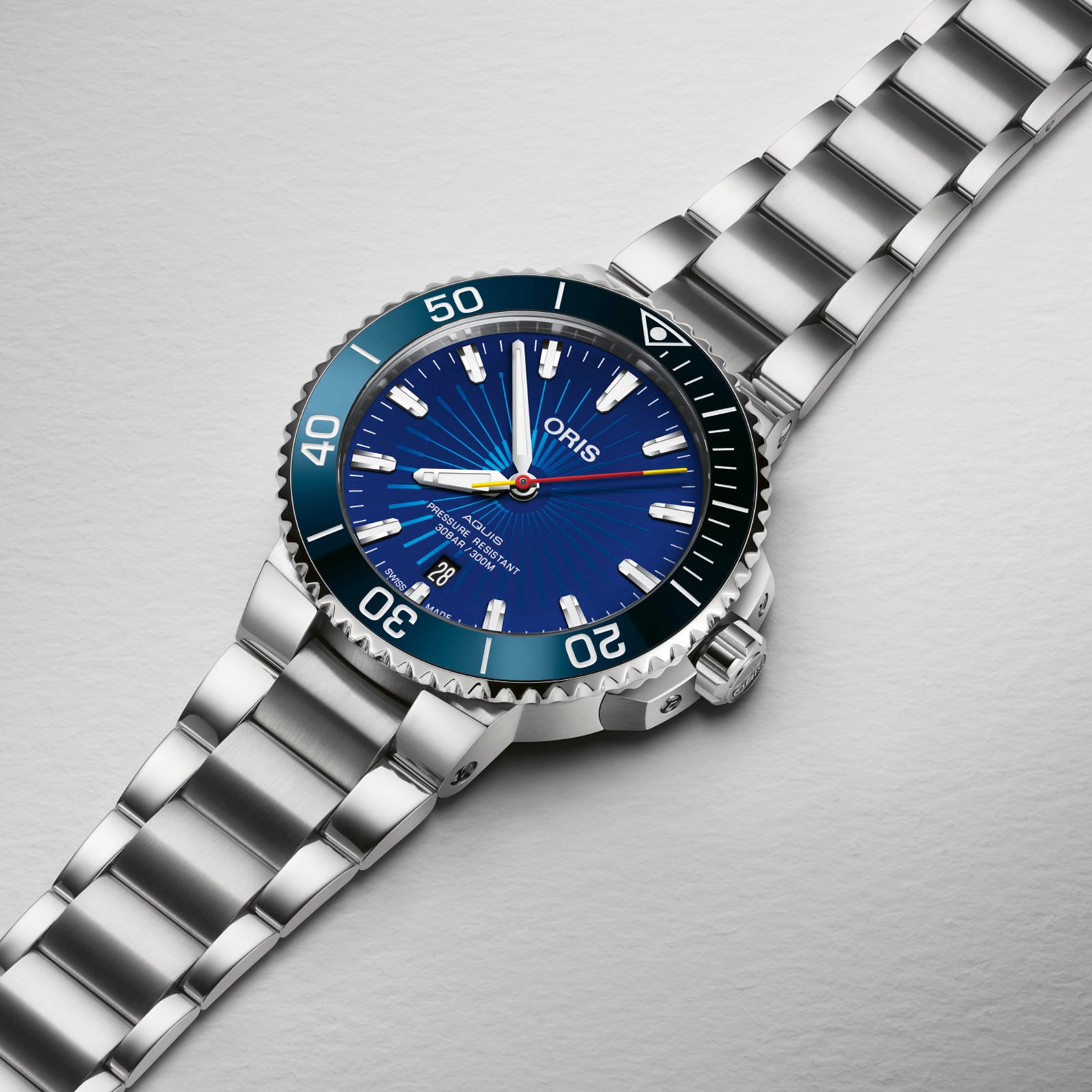 Oris Aquis Automatic Blue Dial 42mm Stainless Steel Replica Watch - Image 3