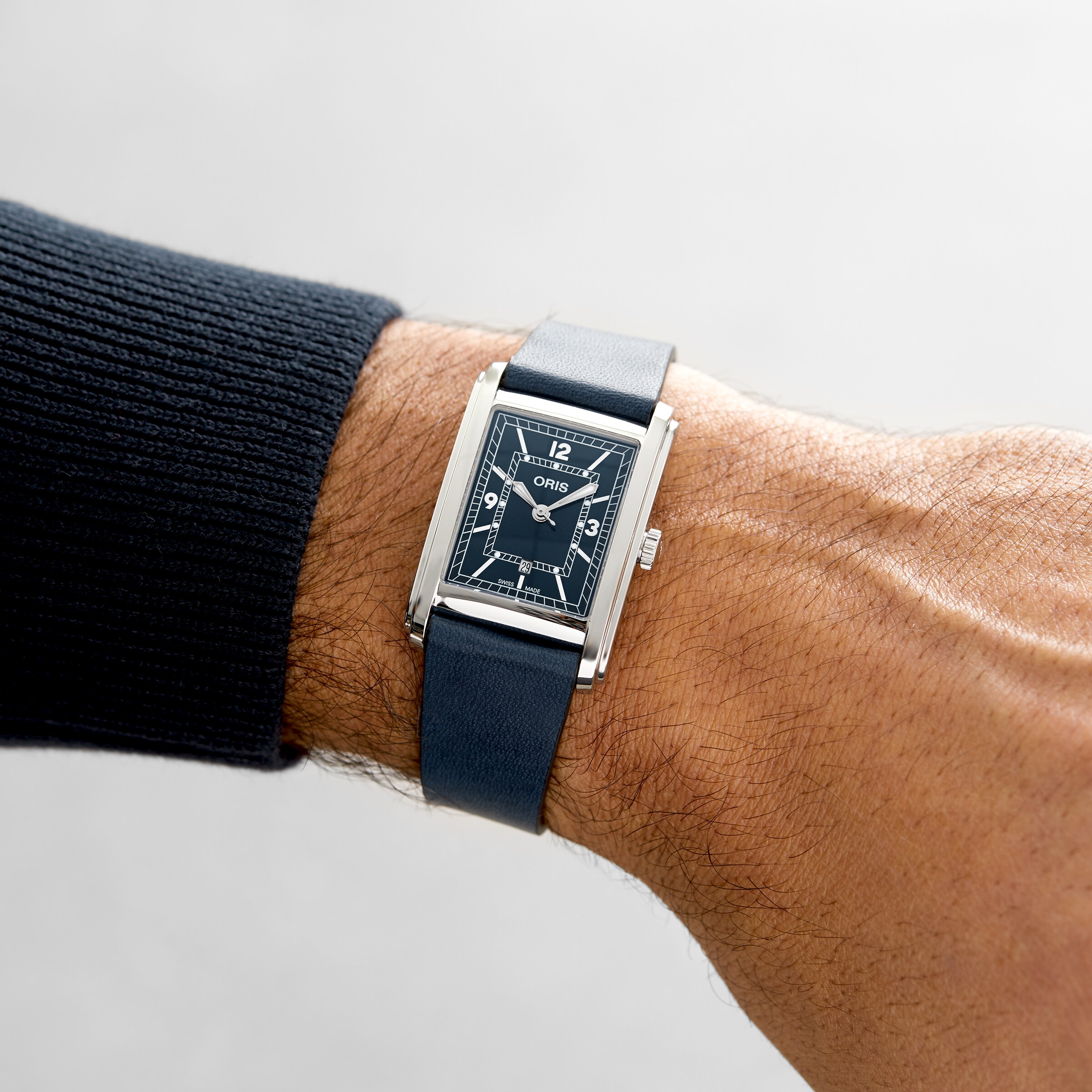 Oris Rectangular Automatic Silver Dial Watch | 25mm Stainless Steel - Image 3