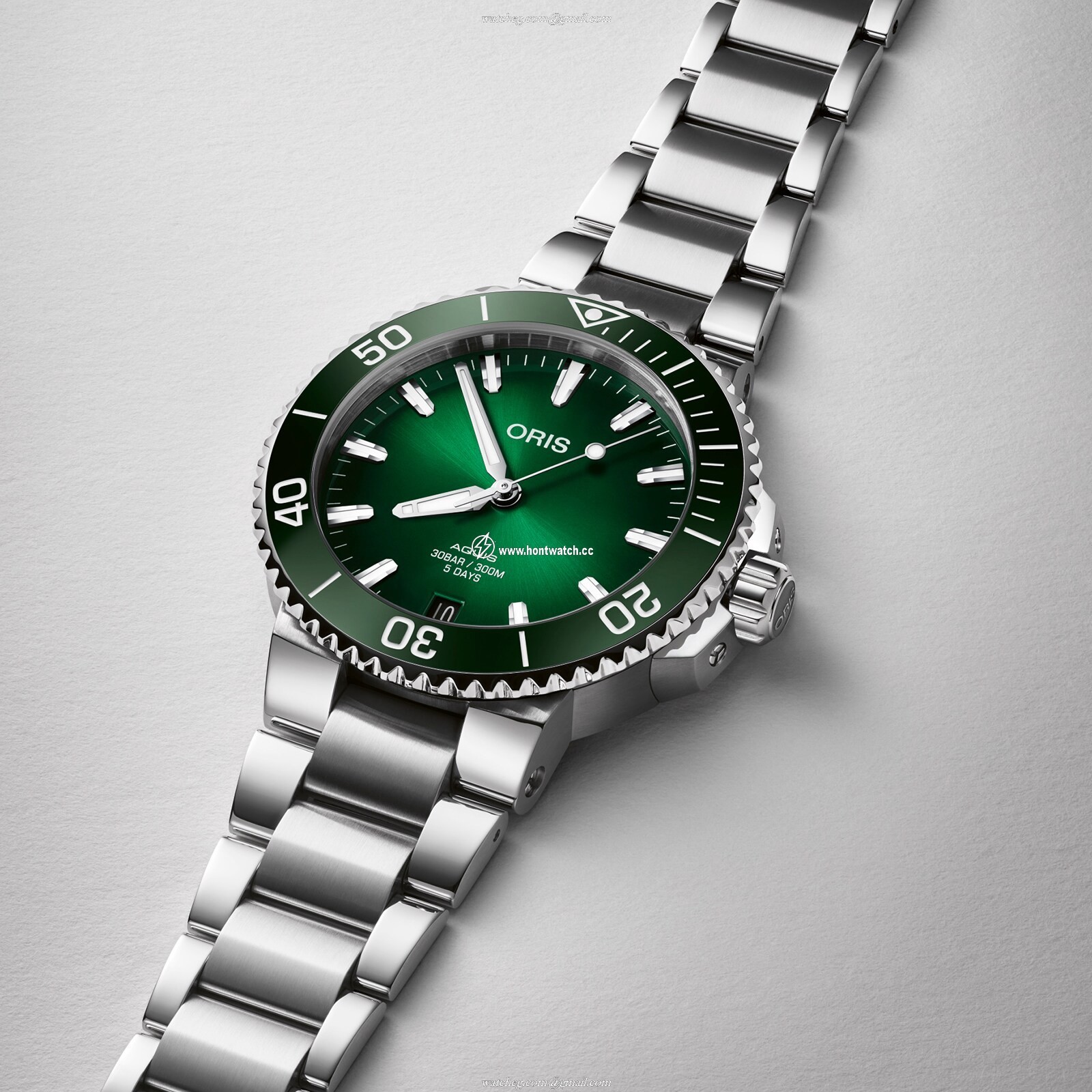 Oris Diving Automatic Green Dial Watch - 41.5mm Stainless Steel - 300M Water Resistant - Image 2
