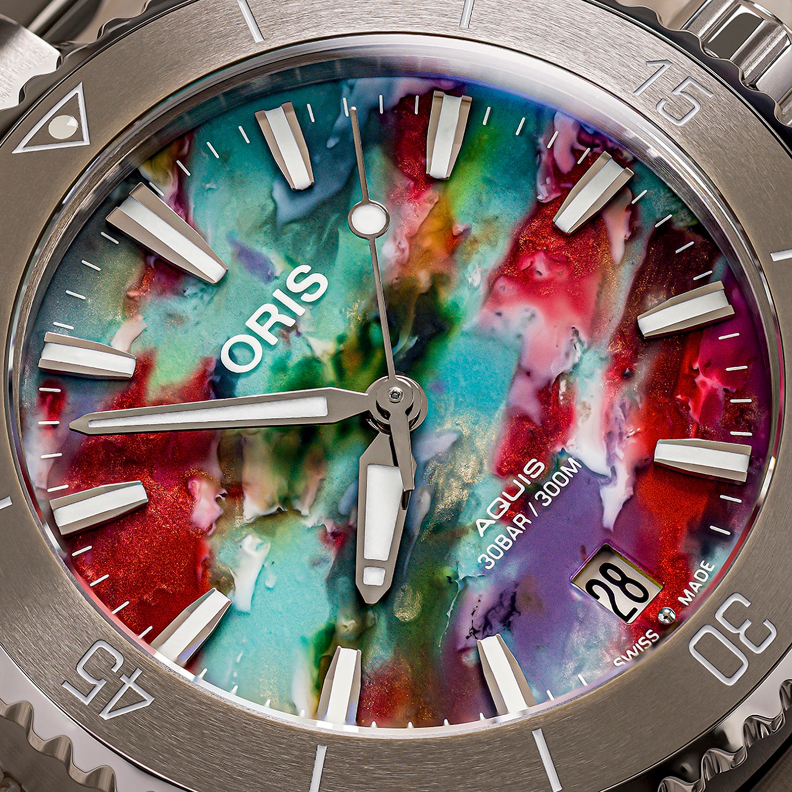 Oris Divers Aquis Date Upcycle 36.5mm - Automatic Watch - 300m Water Resistant - Image 3