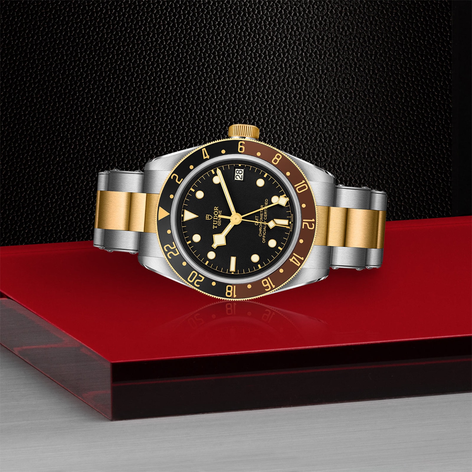 Tudor Black Bay M79833MN-0001 | 41mm Steel & Gold Automatic Watch - Image 3