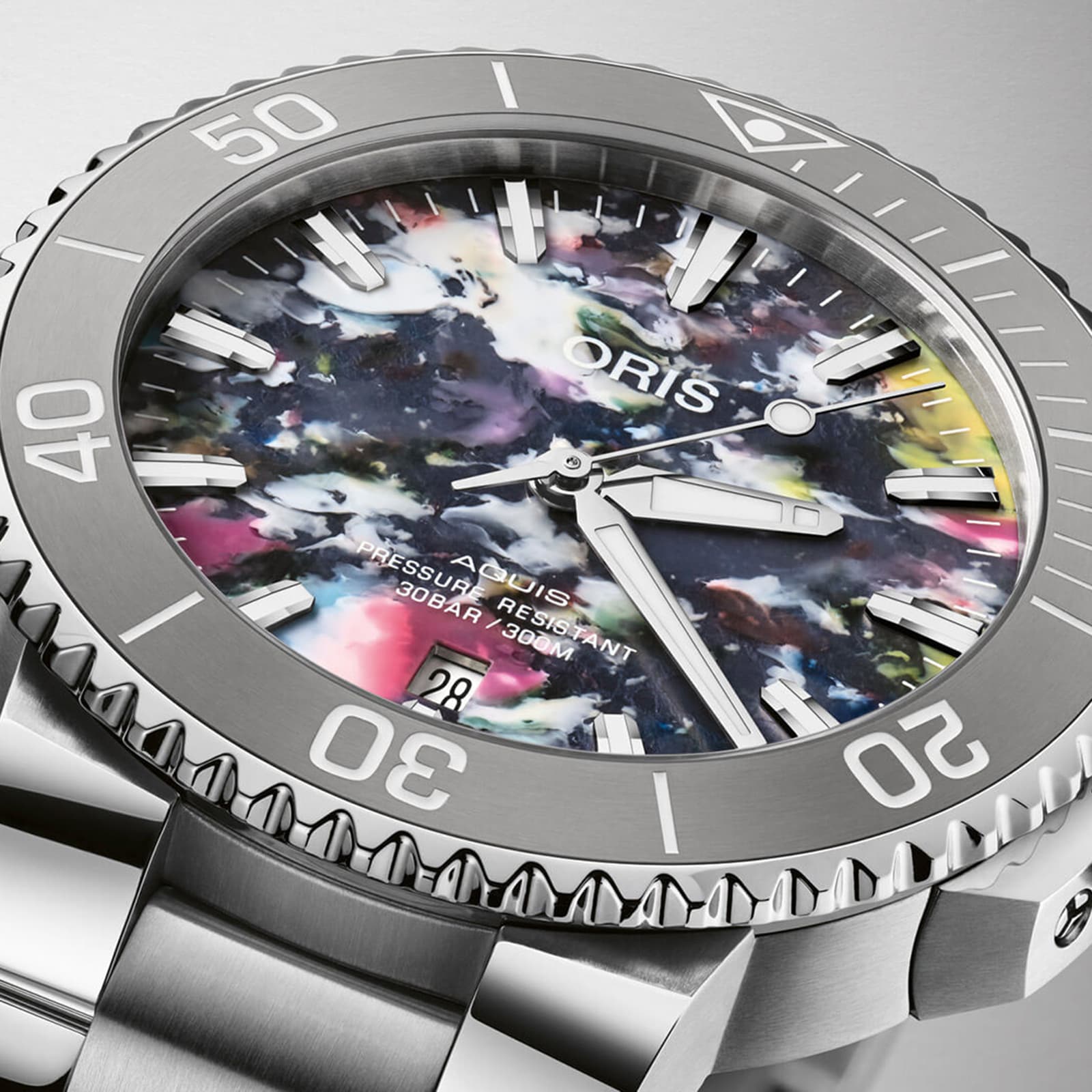 Oris Divers Aquis Date Upcycle - 41.5mm Stainless Steel Automatic Watch - Image 4