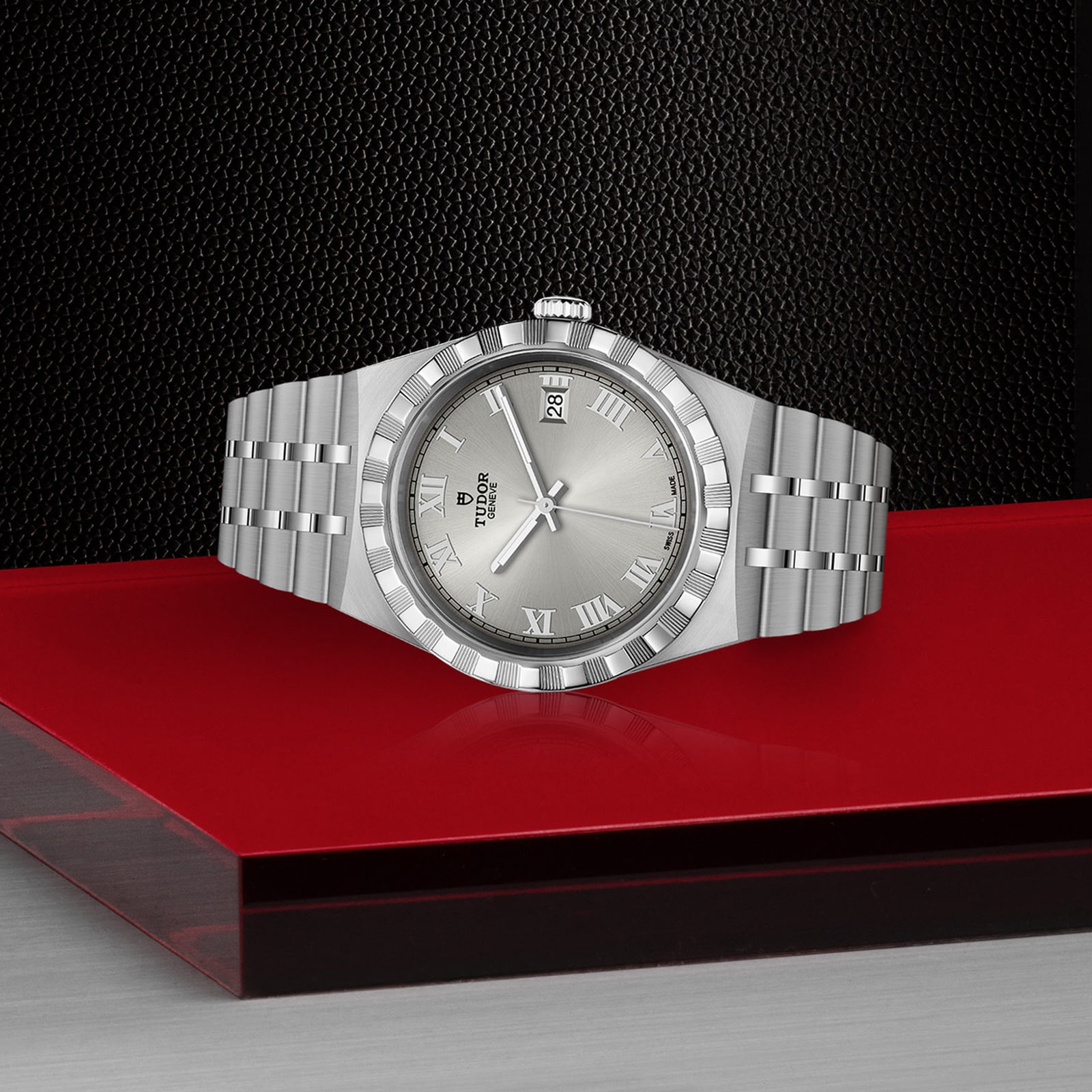 Tudor Royal M28500-0001 Automatic Watch - 38mm Stainless Steel Silver Dial - Image 3