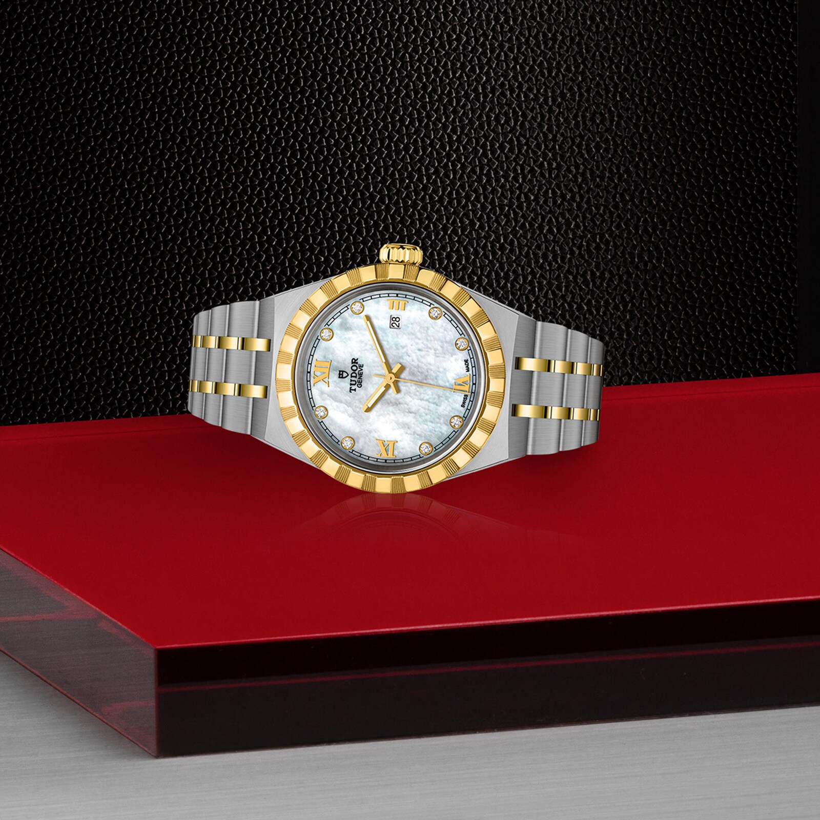 Tudor Royal M28303-0007 | 28mm Automatic Watch | Mother of Pearl & Diamond Dial - Image 3