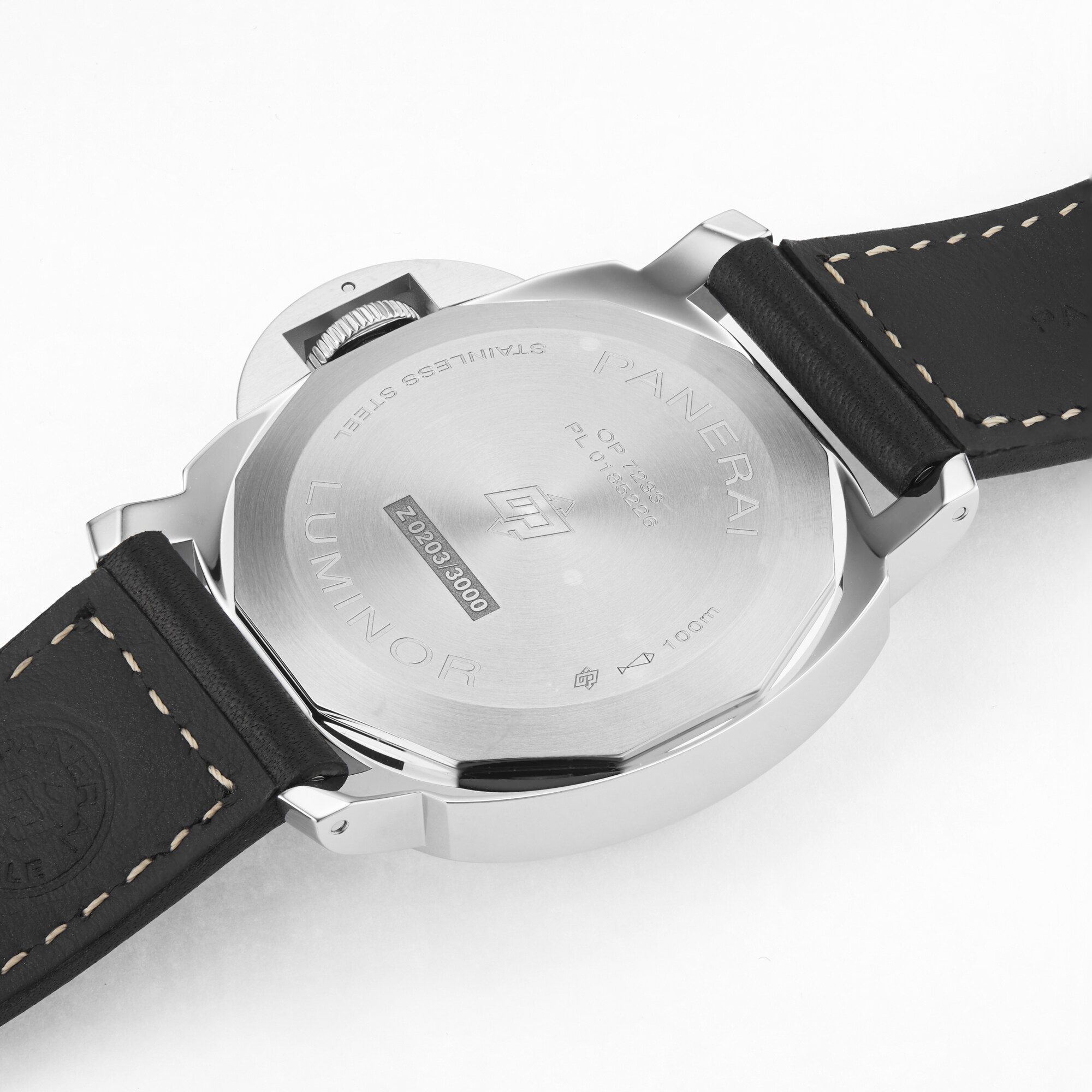 Panerai Luminor PAM01084 - 44mm Black Dial - Manual Winding - Stainless Steel - Image 4