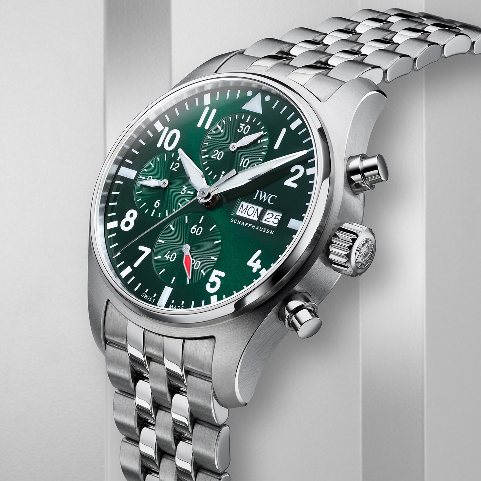 IWC Pilot IW388104 Automatic Green Dial - 41mm Stainless Steel Watch - Image 3
