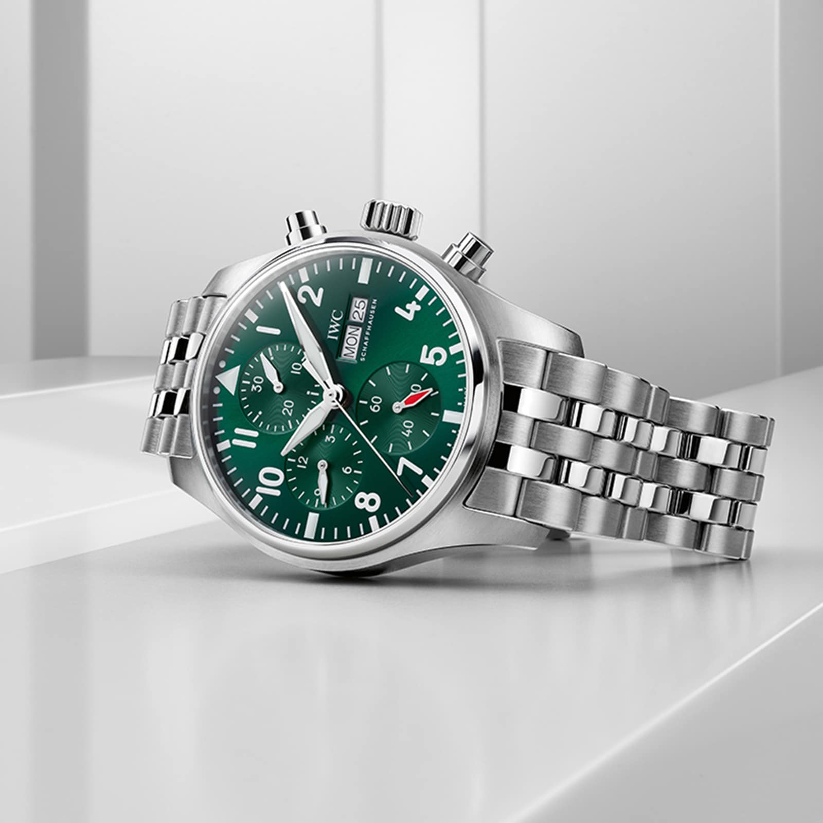 IWC Pilot IW388104 Automatic Green Dial - 41mm Stainless Steel Watch - Image 4