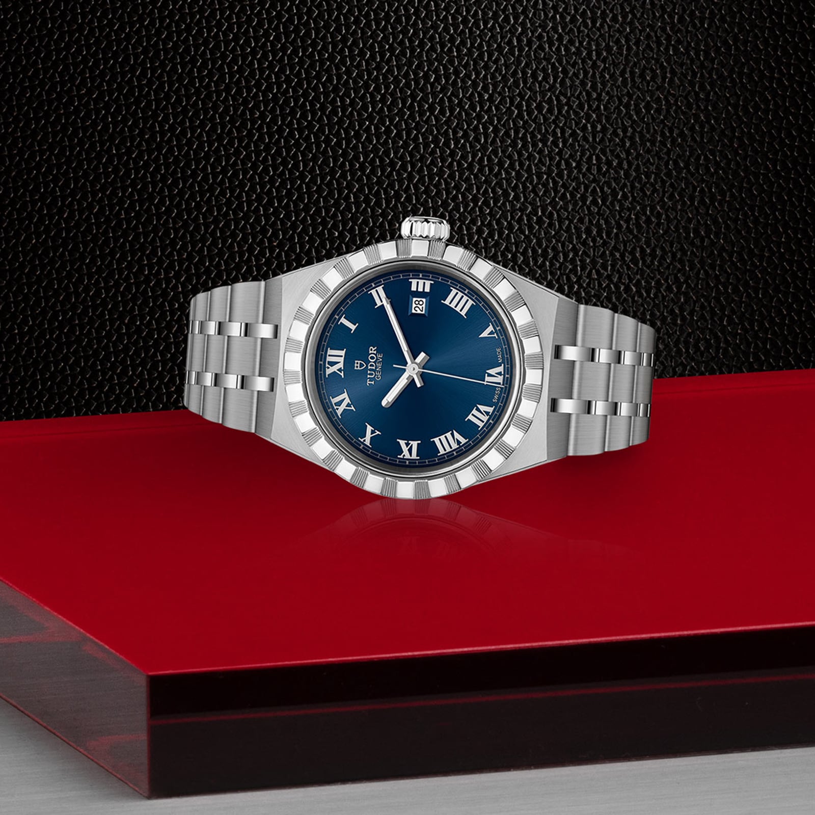 Tudor Royal M28300-0006 Automatic Watch | 28mm Blue Dial | Stainless Steel - Image 3